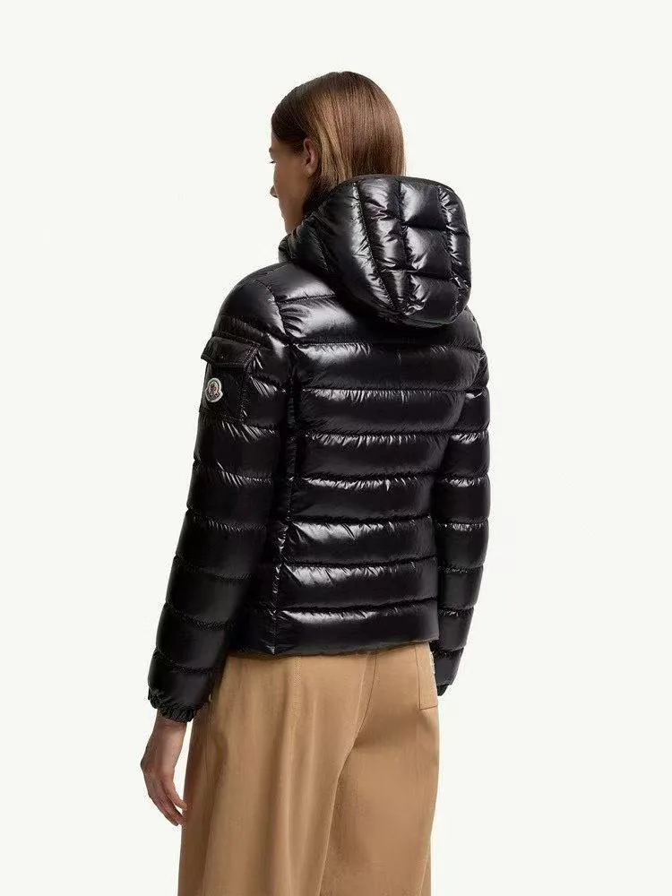 Куртки И Пуховики Женские Moncler 18204211