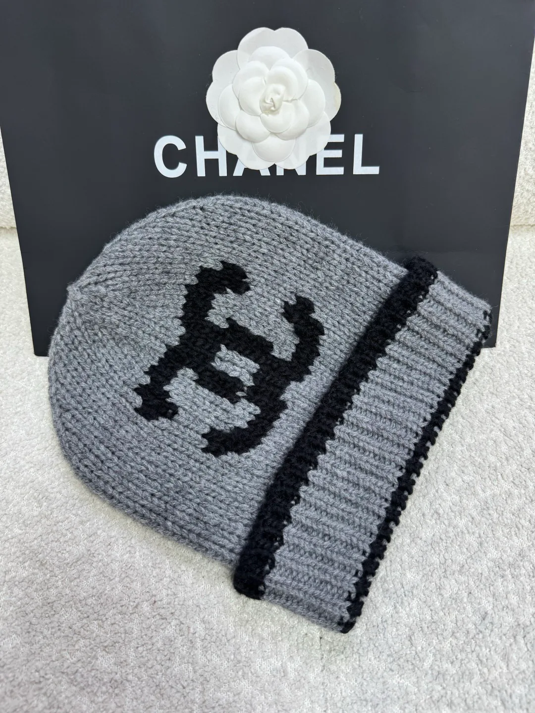 Головные Уборы Chanel 17733596