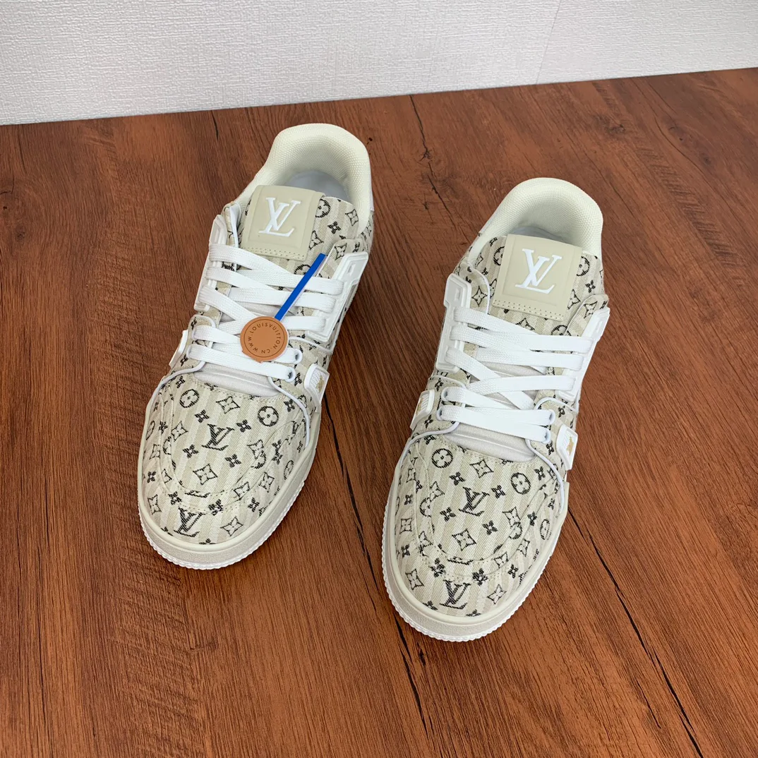 Кроссовки Женские Louis Vuitton 9814263