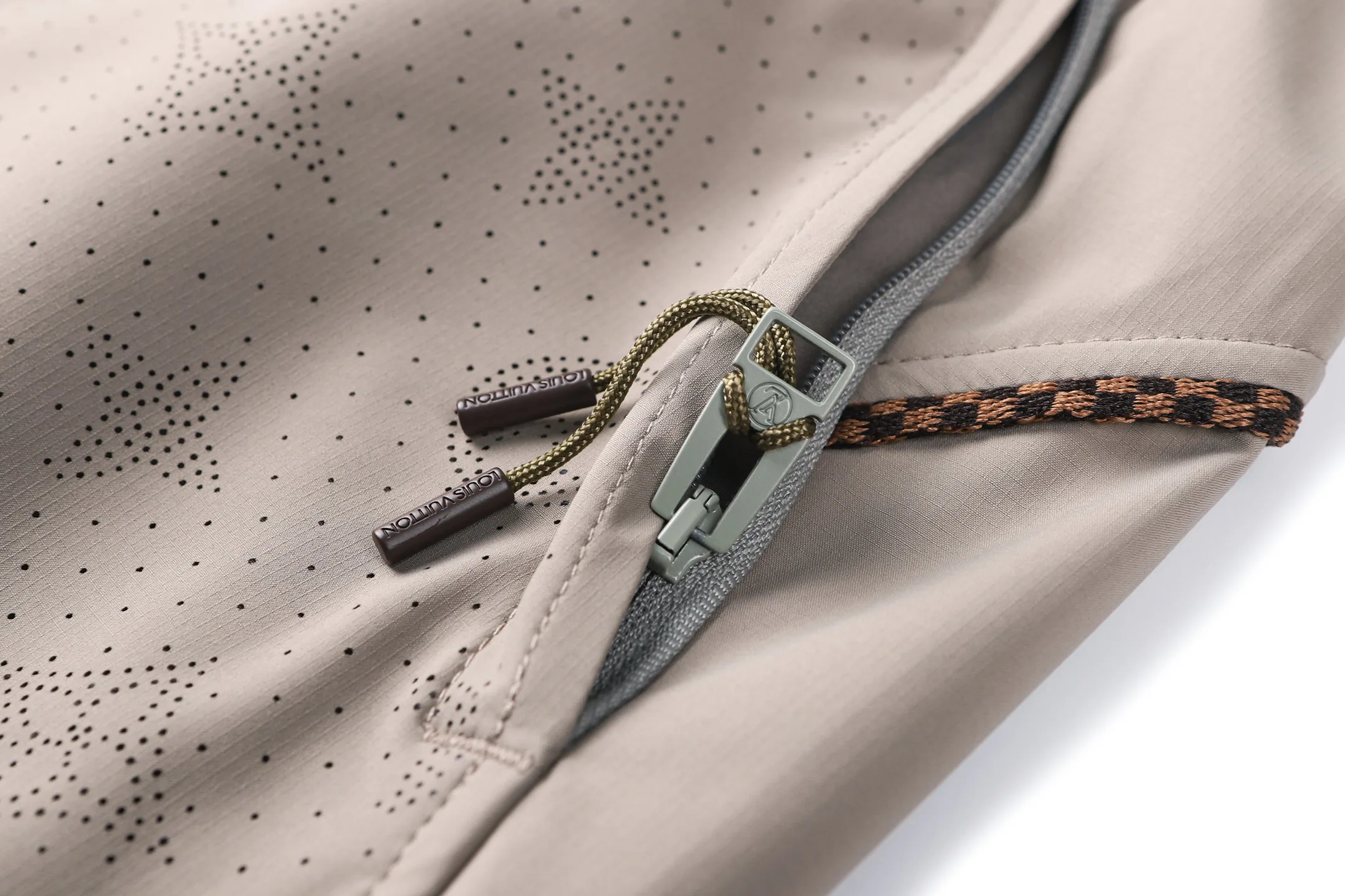 Шорты Мужские Louis Vuitton 16864867