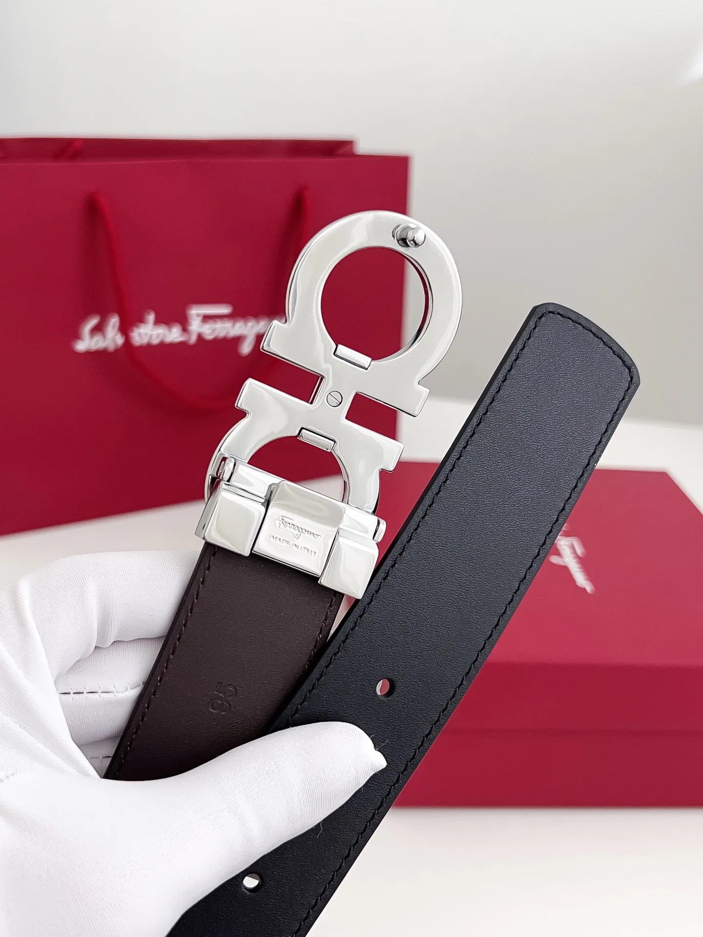 Поясные Сумки Женские Salvatore Ferragamo 1135392