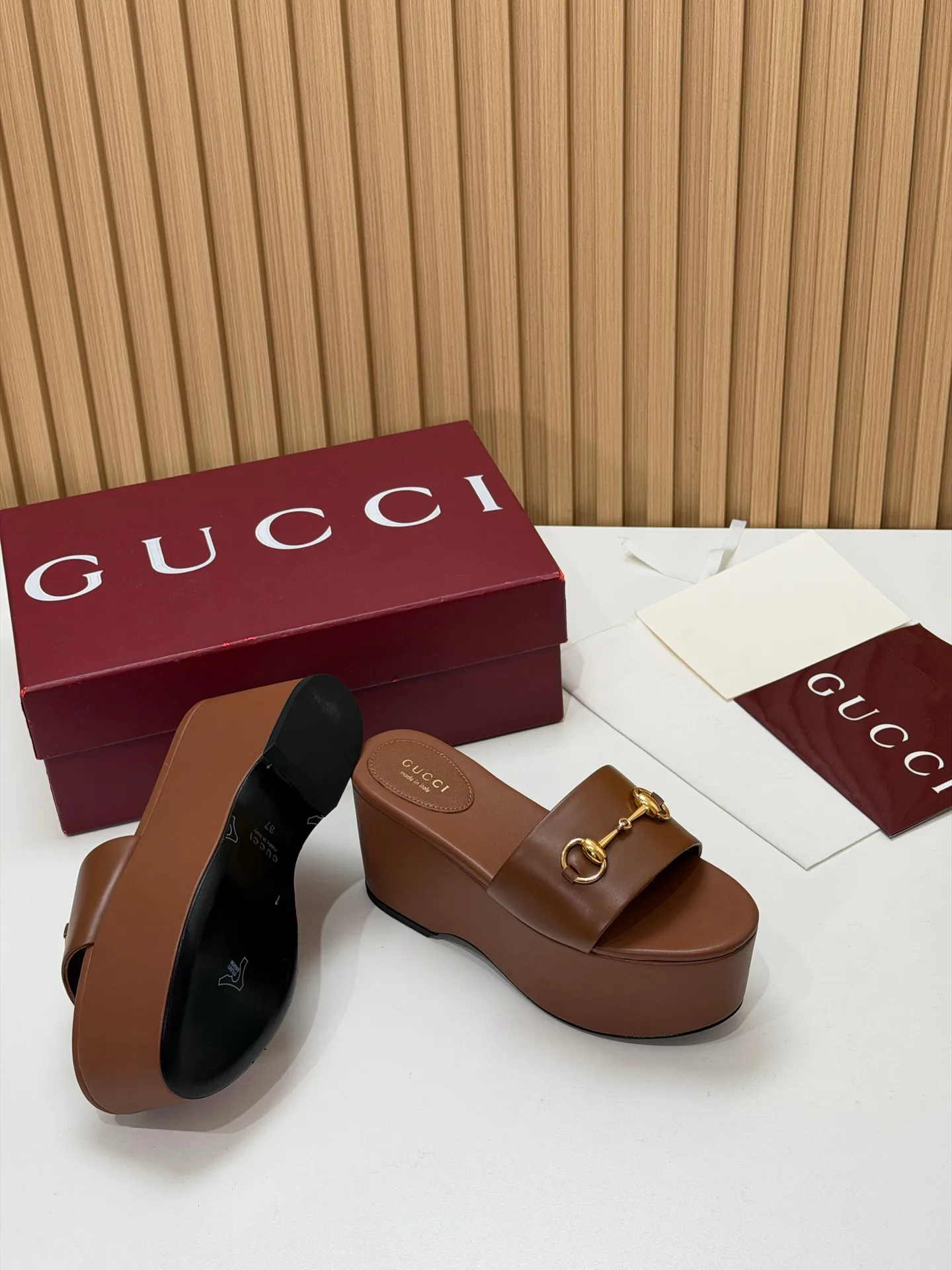 Босоножки Женские Gucci 17631679
