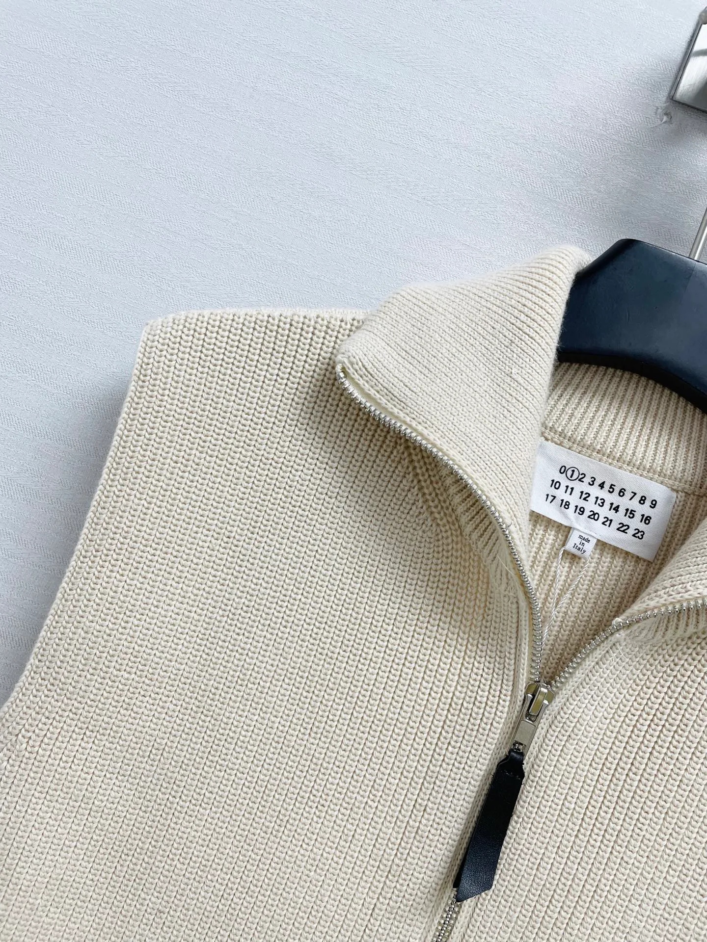 Жилеты Женские Maison Margiela 17904489