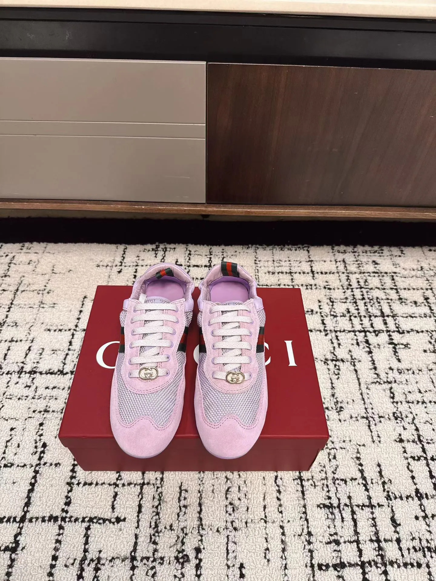 Кроссовки Женские Gucci 736014