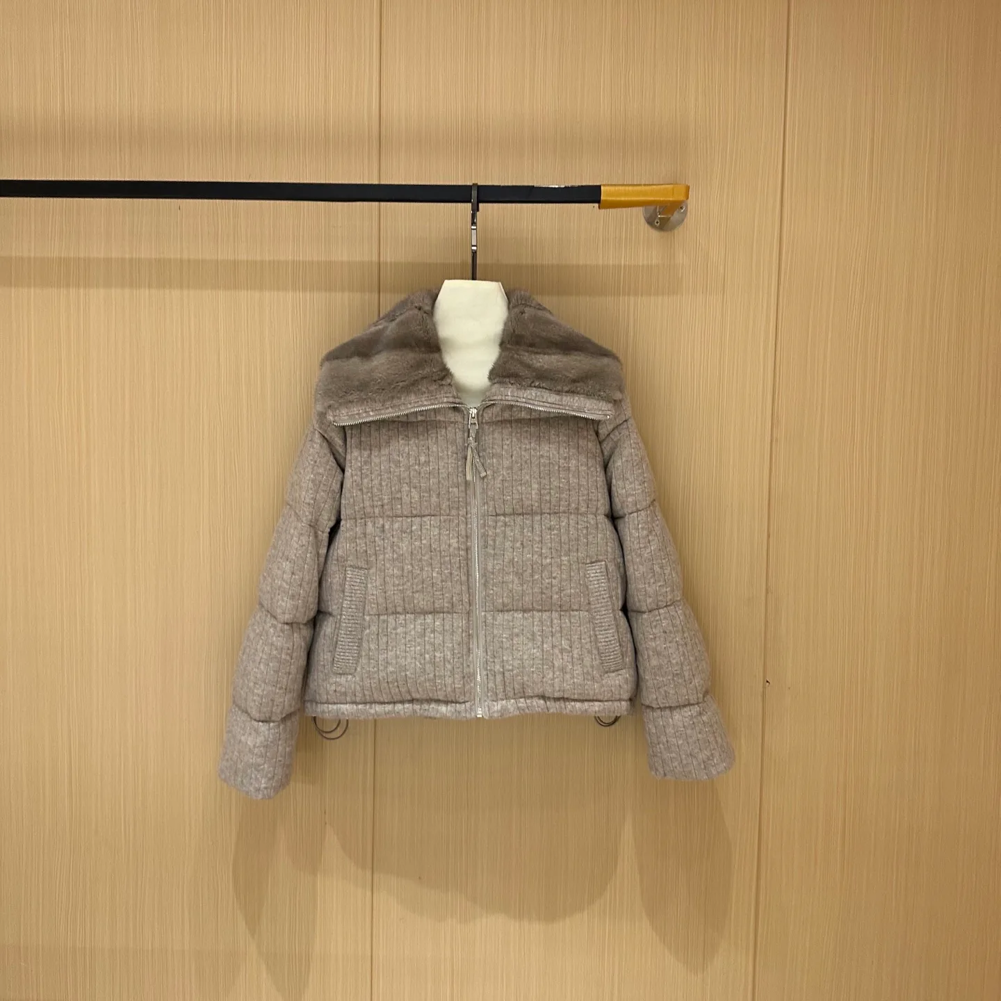 Куртки И Пуховики Женские Brunello Cucinelli 409387