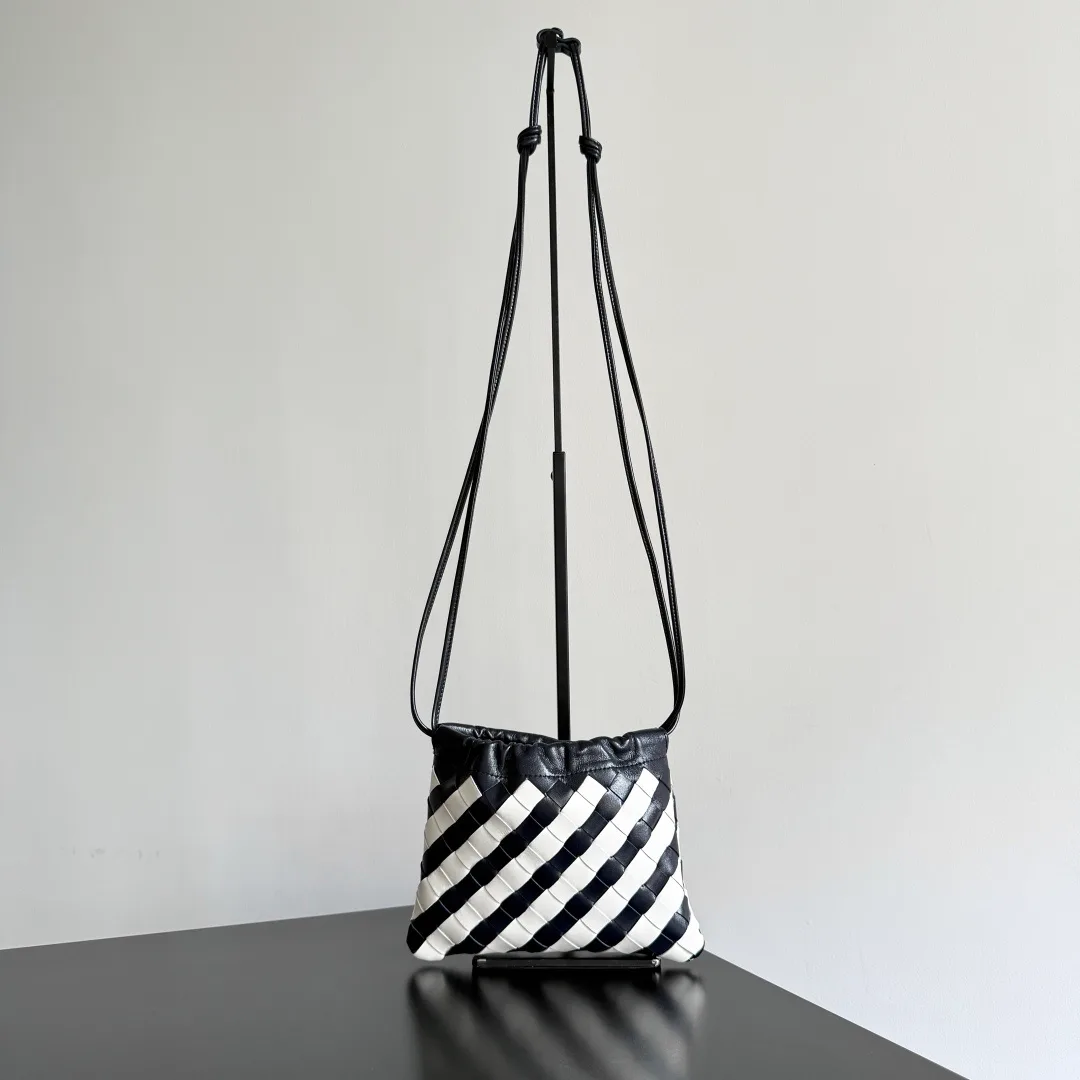 Клатчи Женские Bottega Veneta 11255401