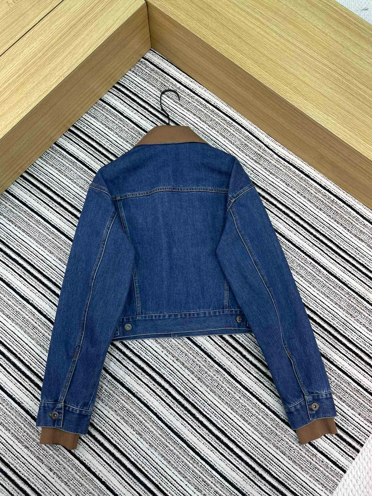 Куртки И Пуховики Женские Miu Miu 1884985