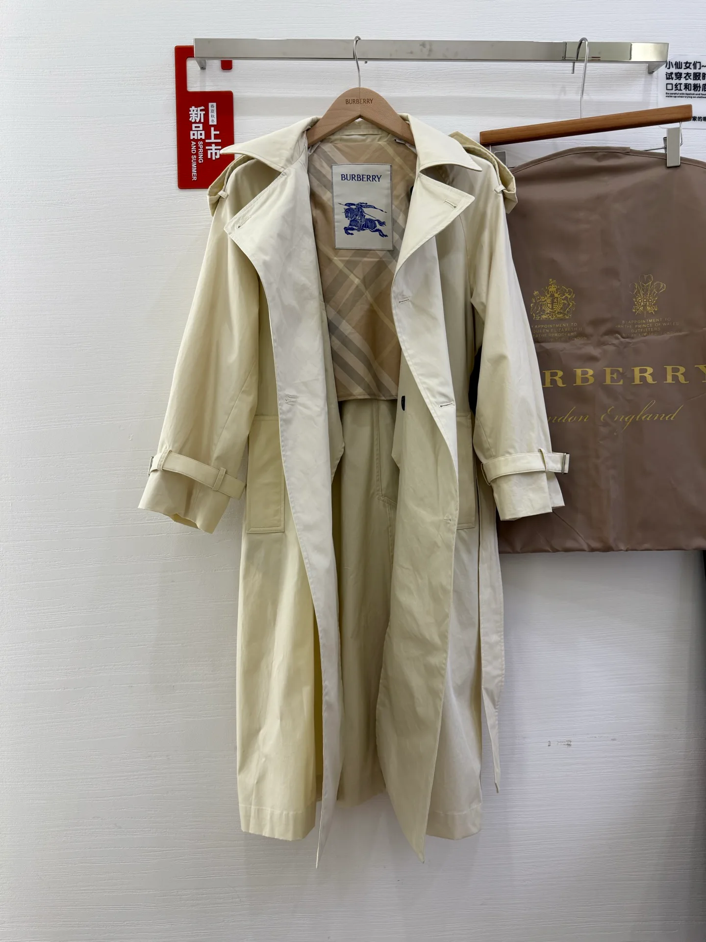 Тренчи Женские Burberry 13335600