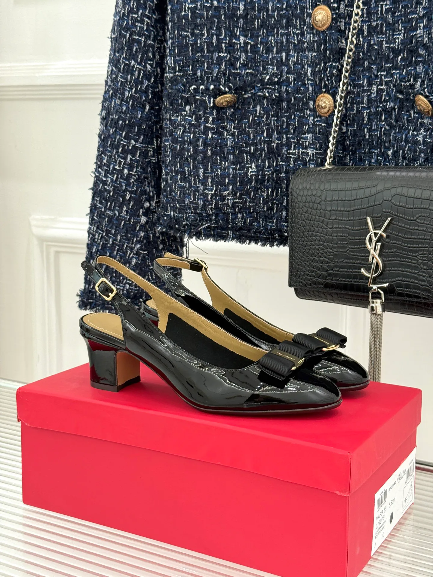 Туфли Женские Salvatore Ferragamo 13454966