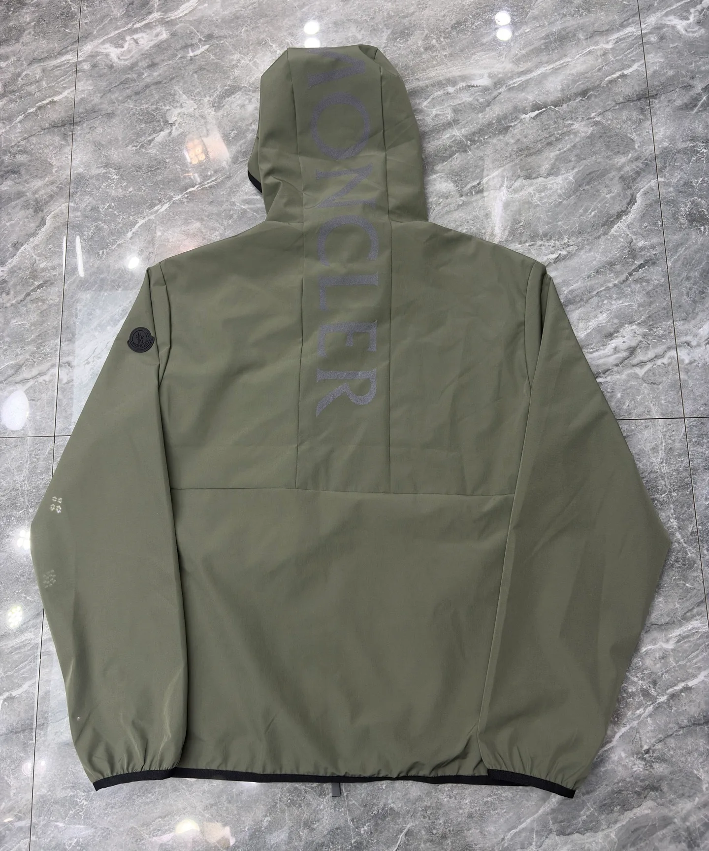 Куртки И Пуховики Мужские Moncler 11690846