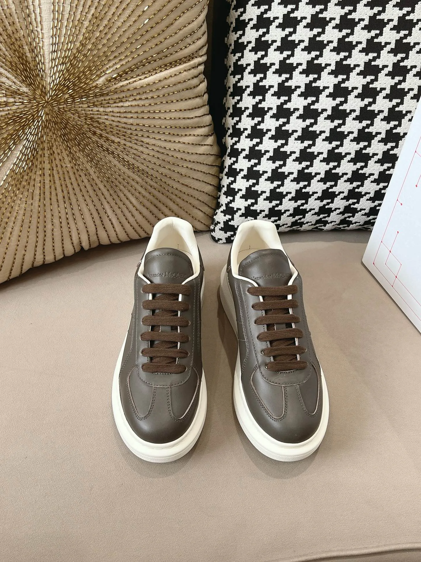 Кроссовки Женские Alexander Mcqueen 3446158