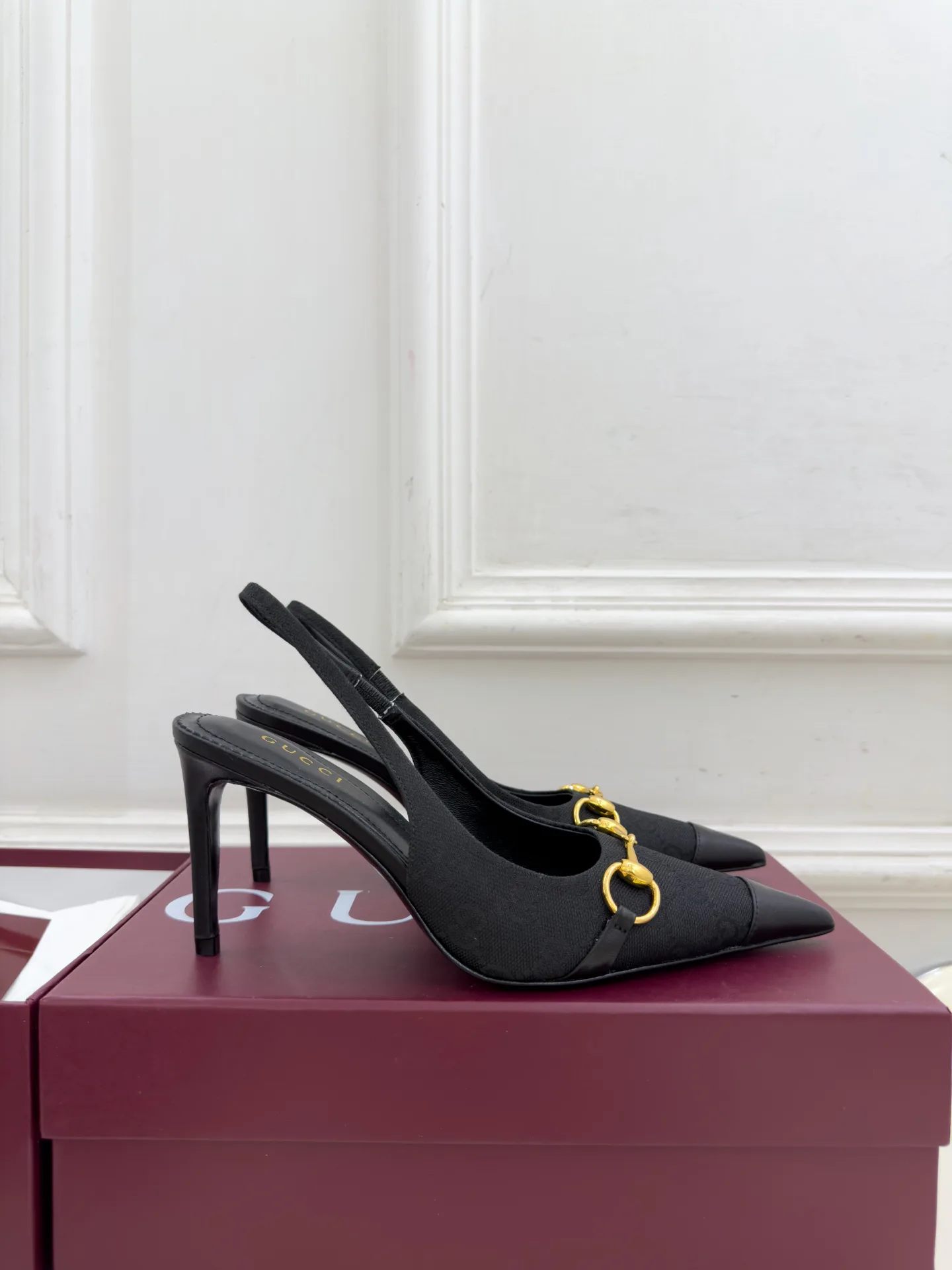 Туфли Женские Gucci 18508276