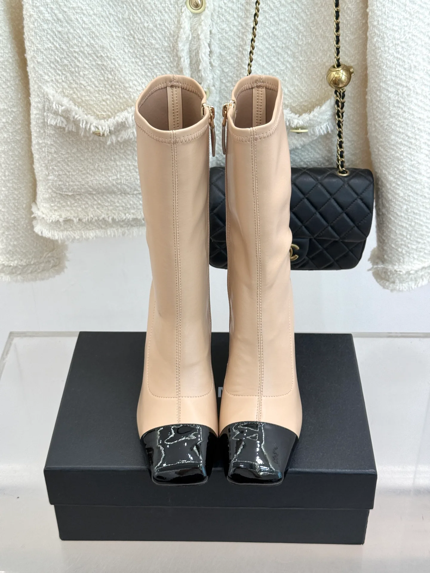 Сапоги Женские Chanel 18582923