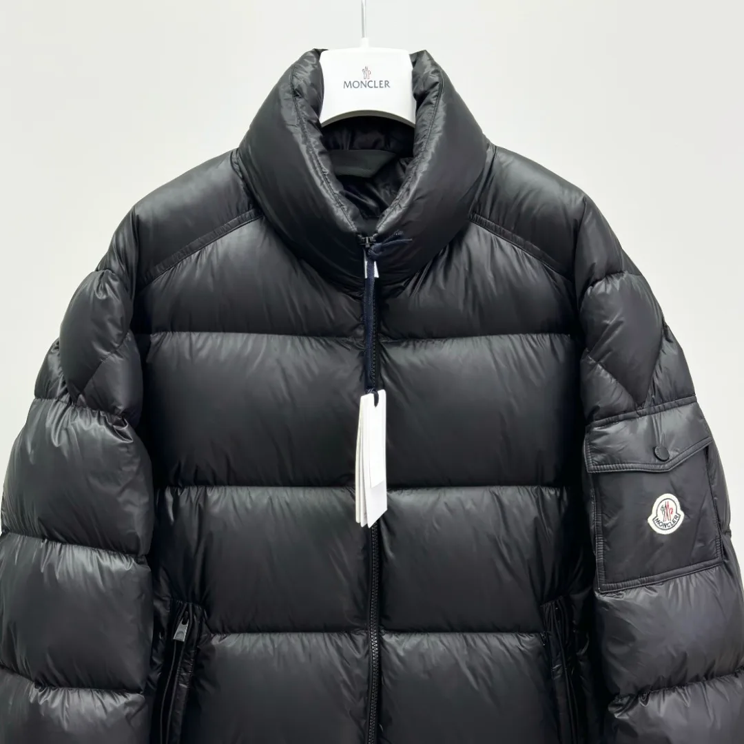 Куртки И Пуховики Мужские Moncler 17927103