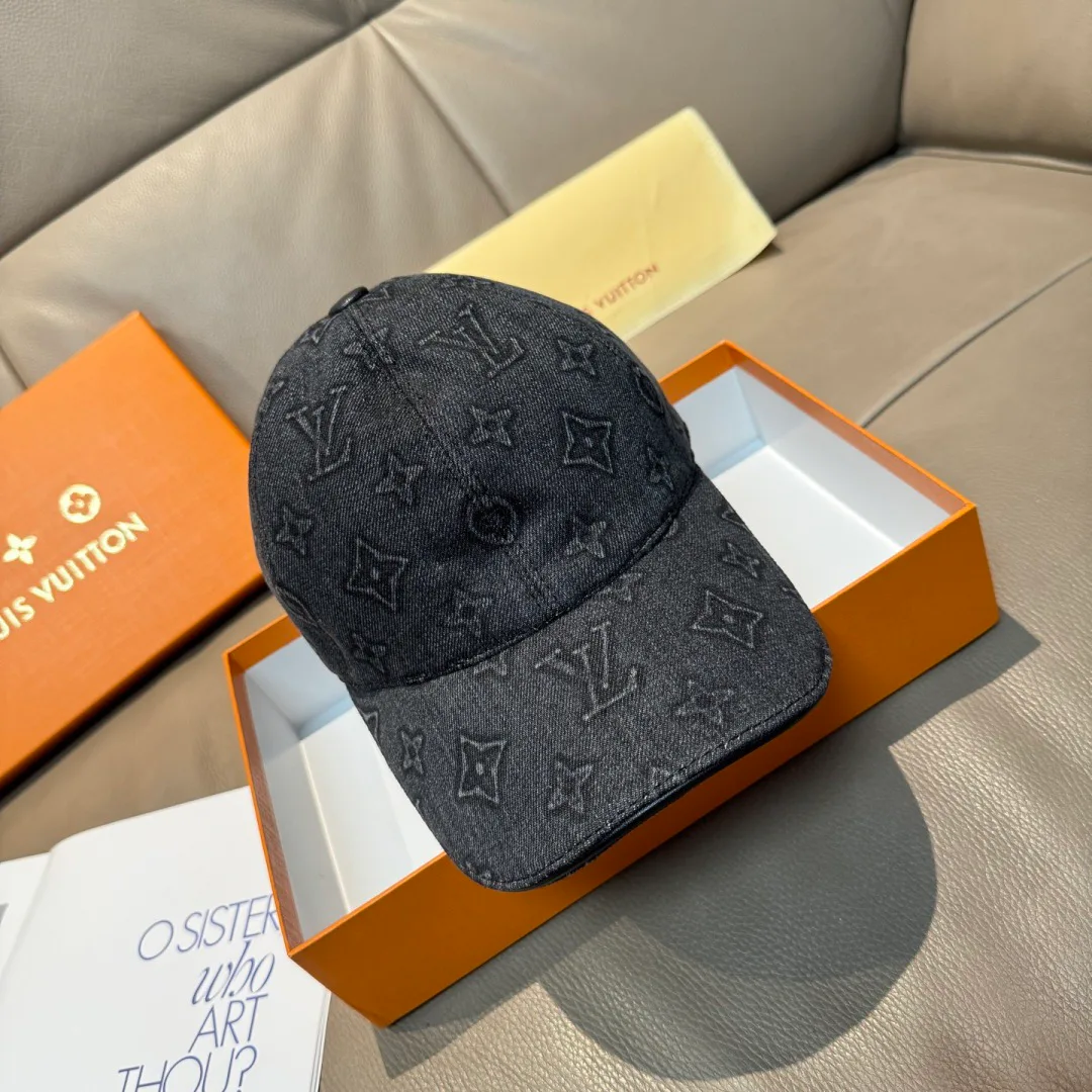 Головные Уборы Louis Vuitton 11362270