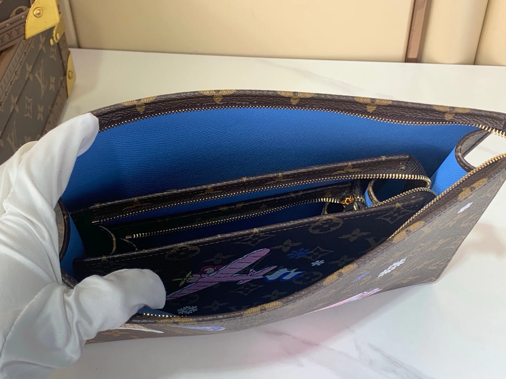 Клатчи Женские Louis Vuitton 256466