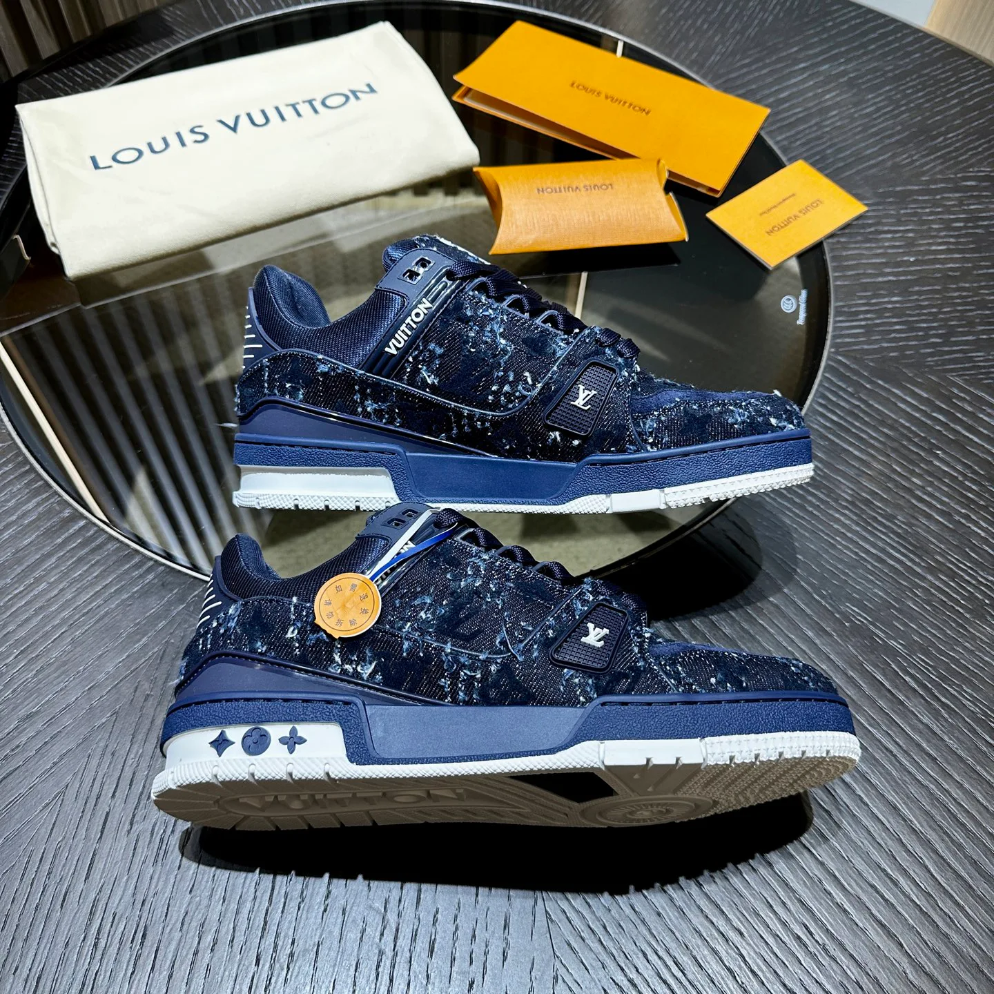 Кроссовки Мужские Louis Vuitton 5028085