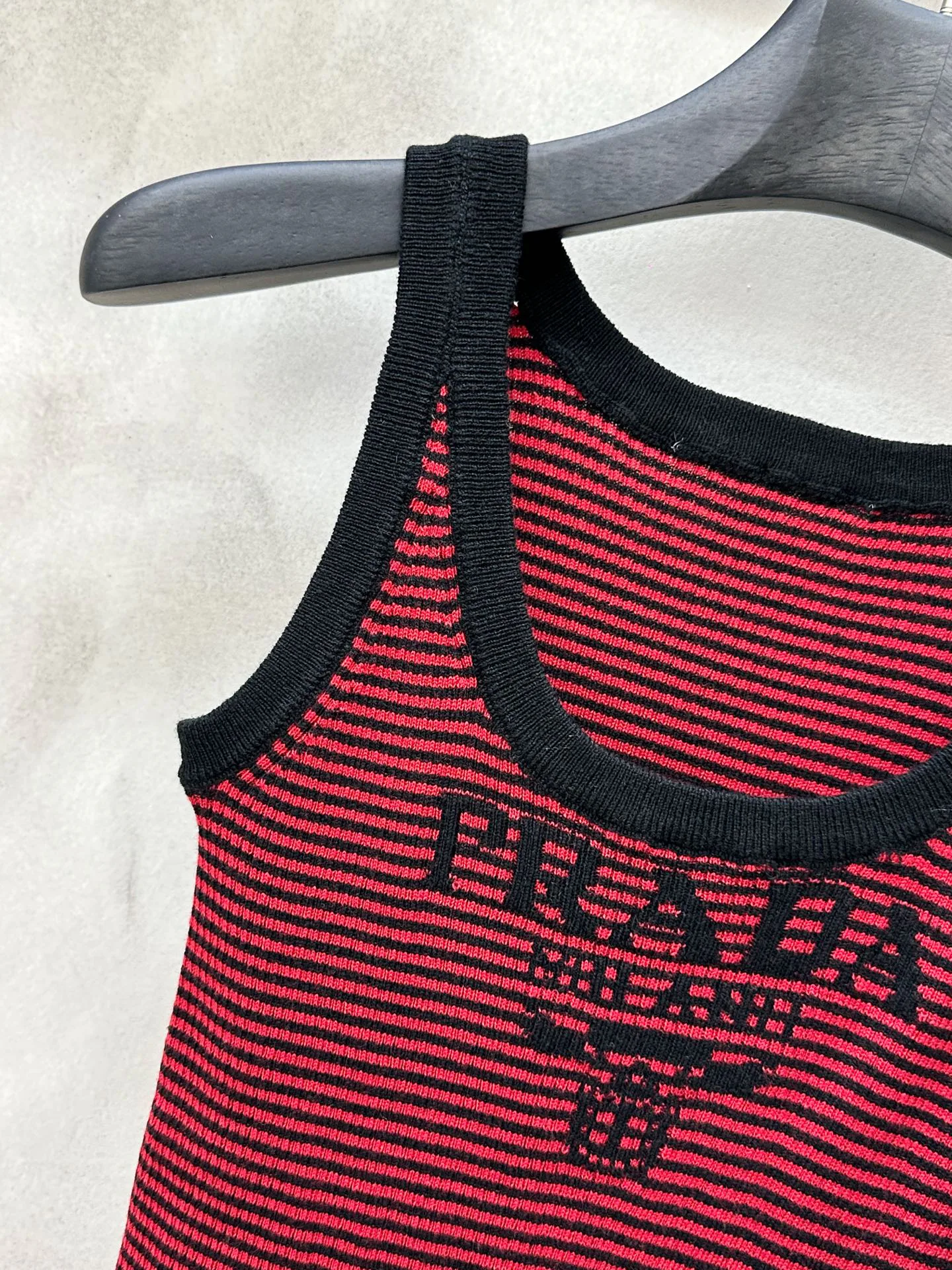 Жилеты Женские Prada 11248828