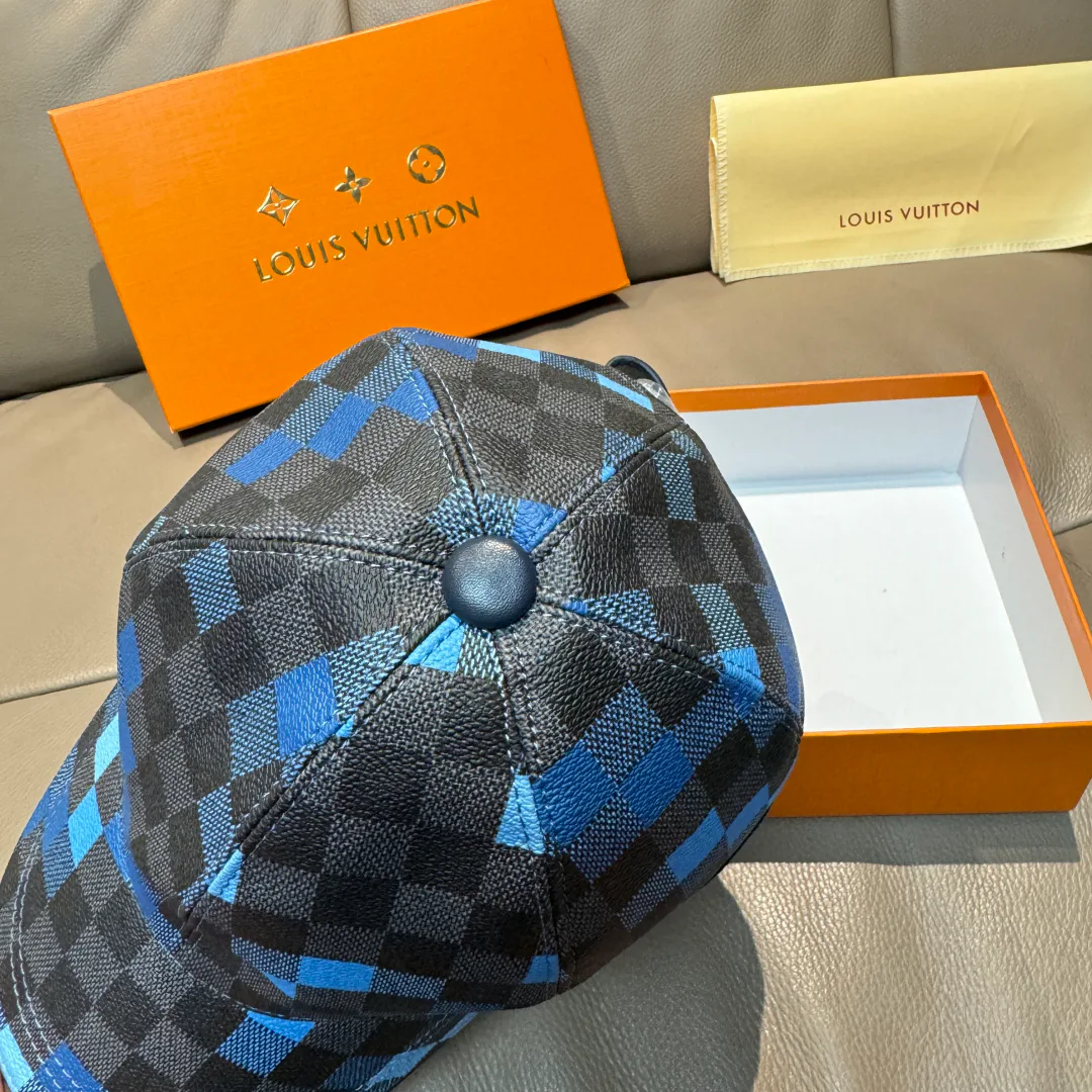 Головные Уборы Louis Vuitton 4550052
