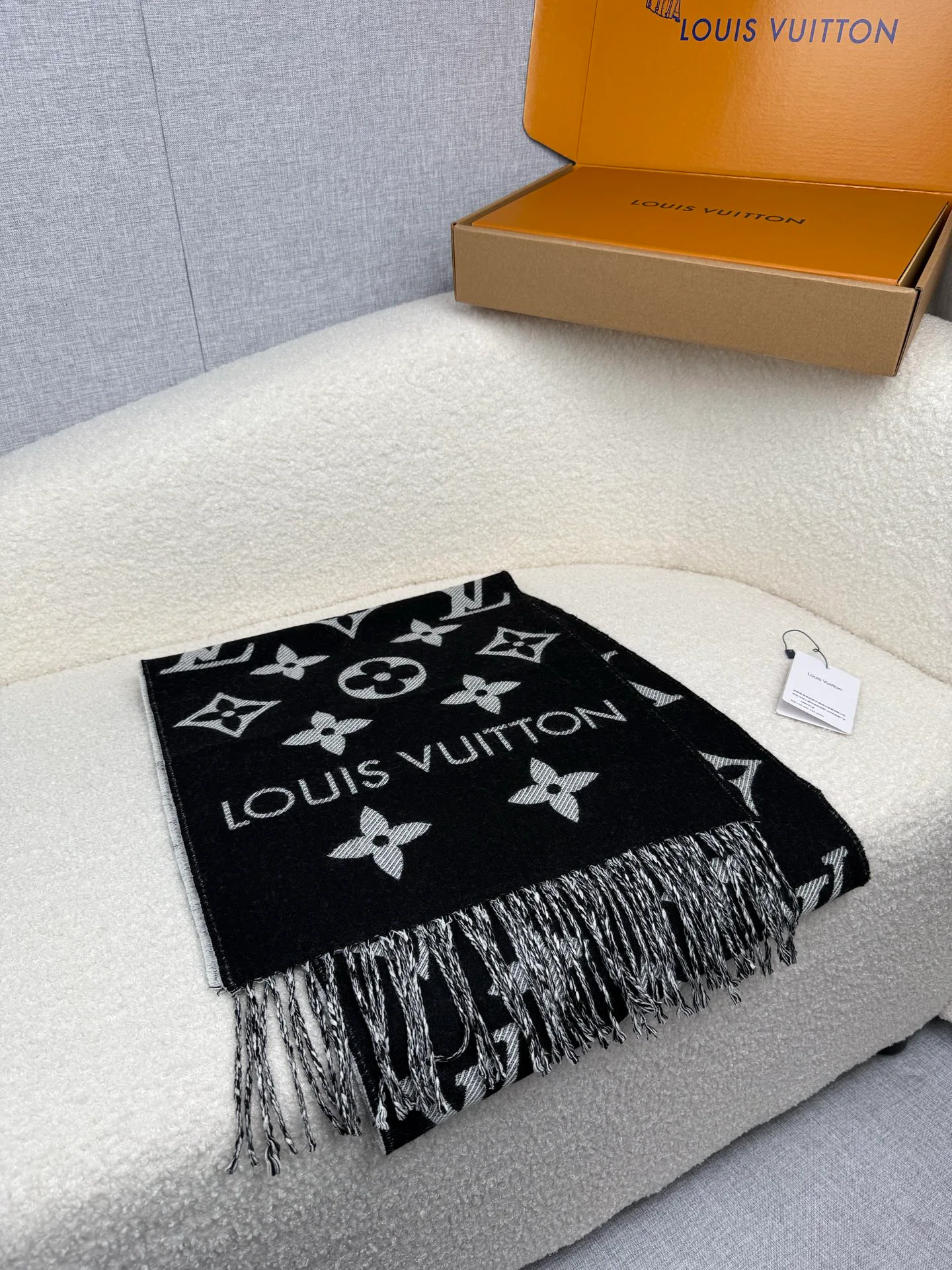 Шарфы Louis Vuitton 1422226