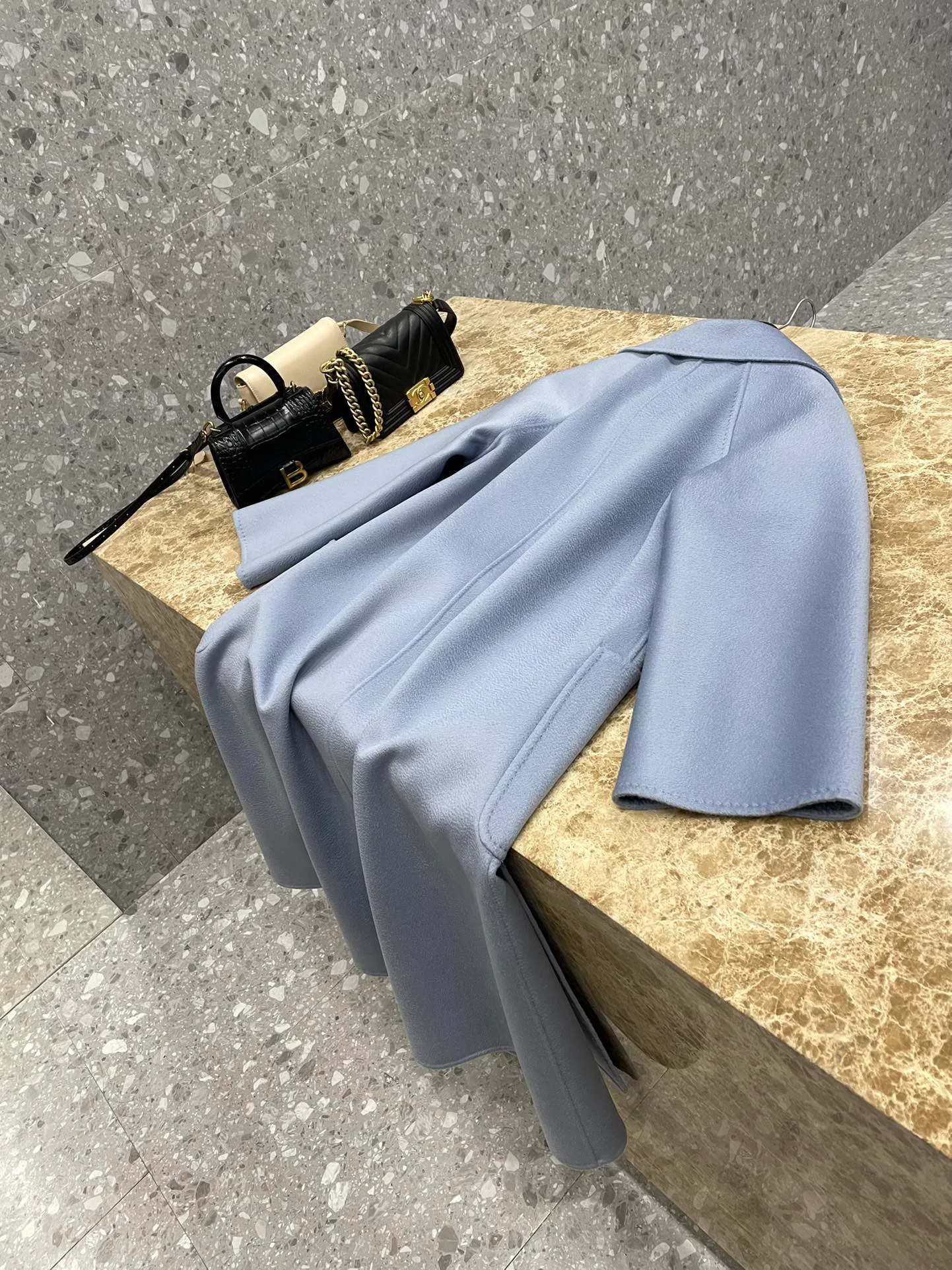 Пальто Женские Max Mara 18652257