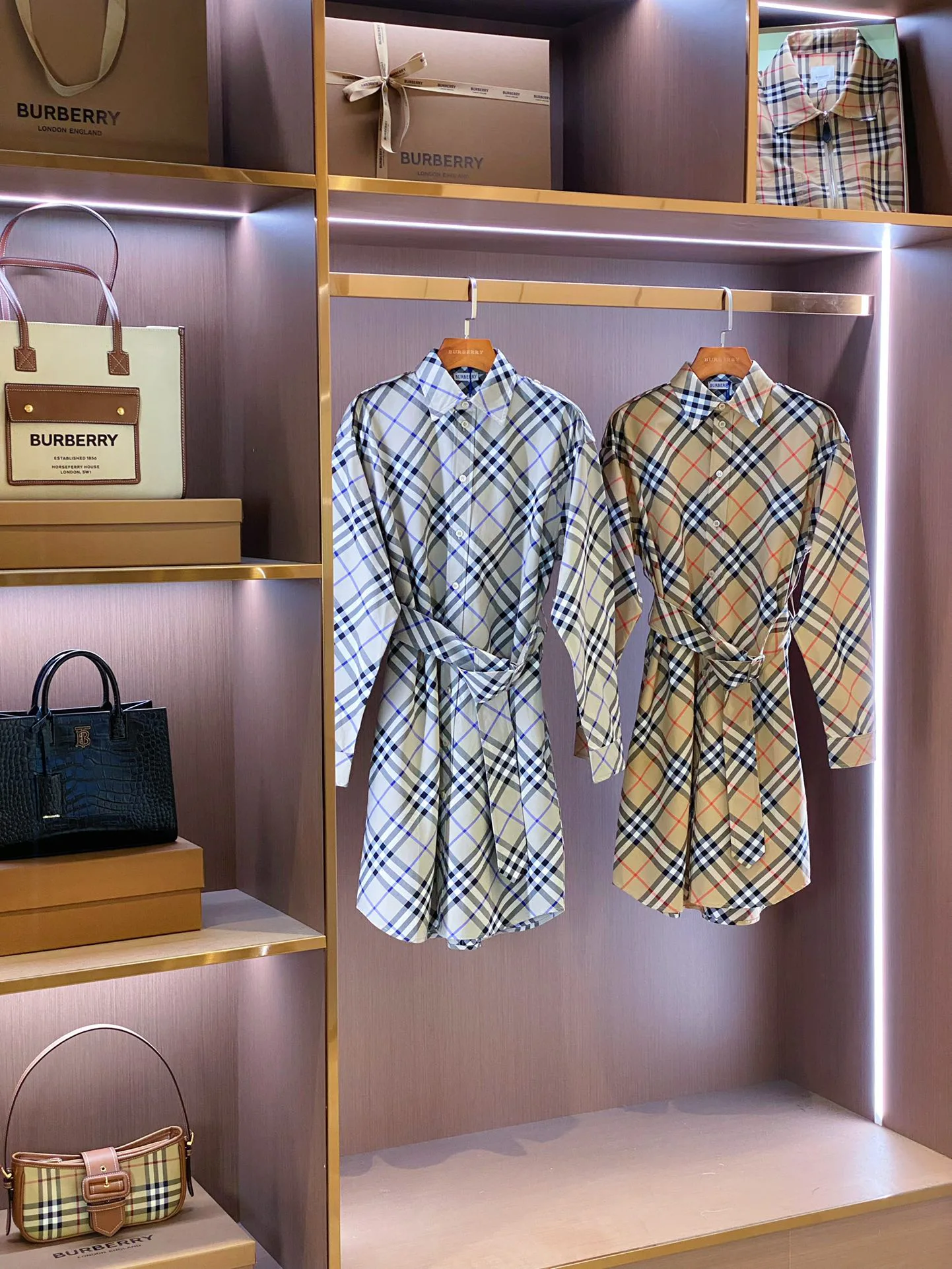 Платья Женские Burberry 17361109