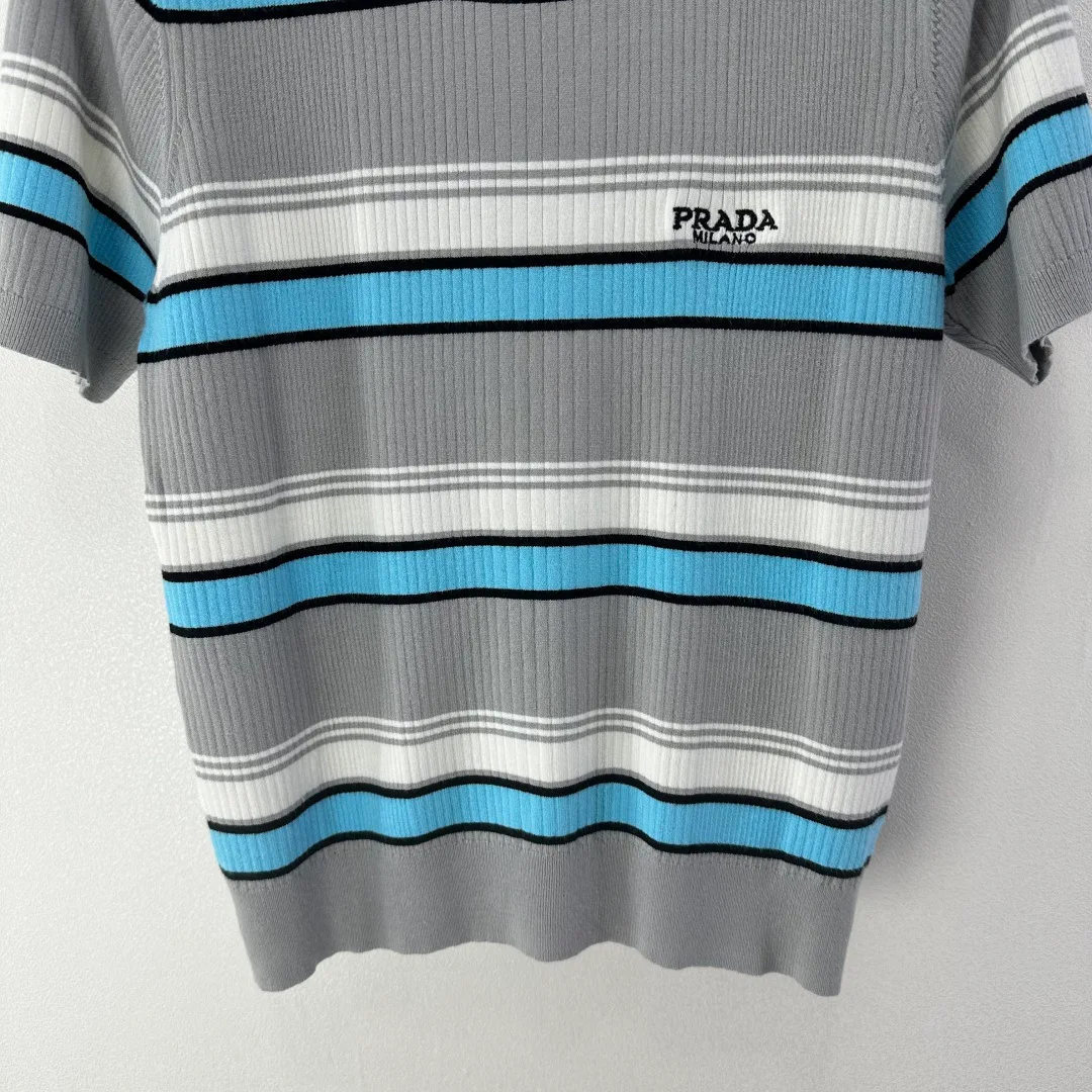 Футболки Женские Prada 13400898