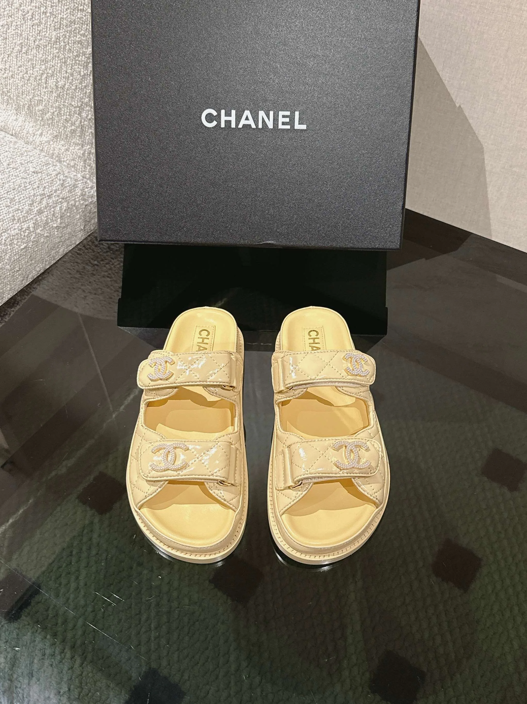 Шлепанцы Женские Chanel 35854