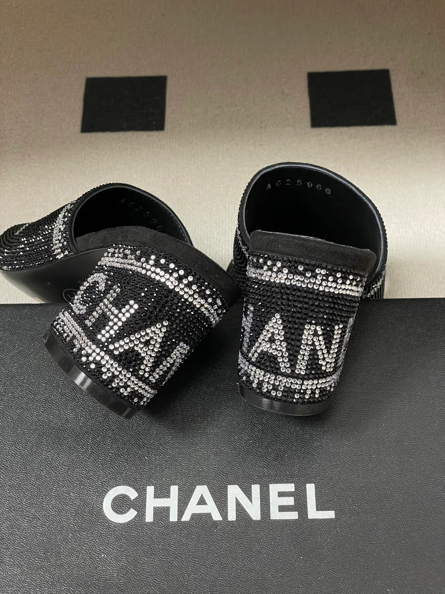 Босоножки Женские Chanel 10993946