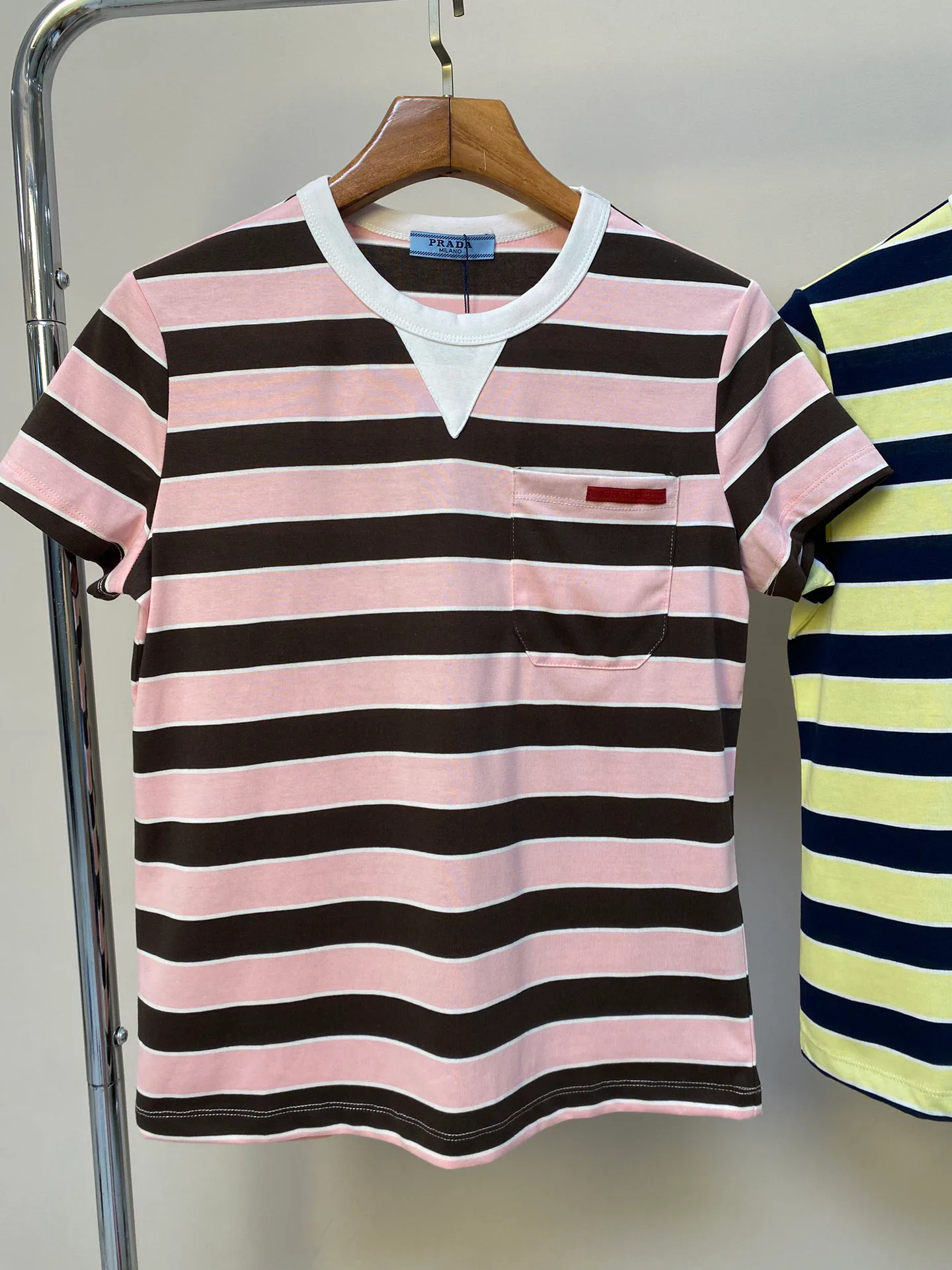 Футболки Женские Prada 11516845