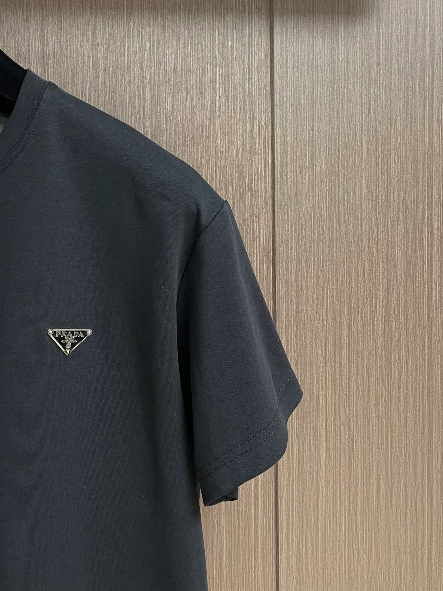 Футболки Женские Prada 18191373