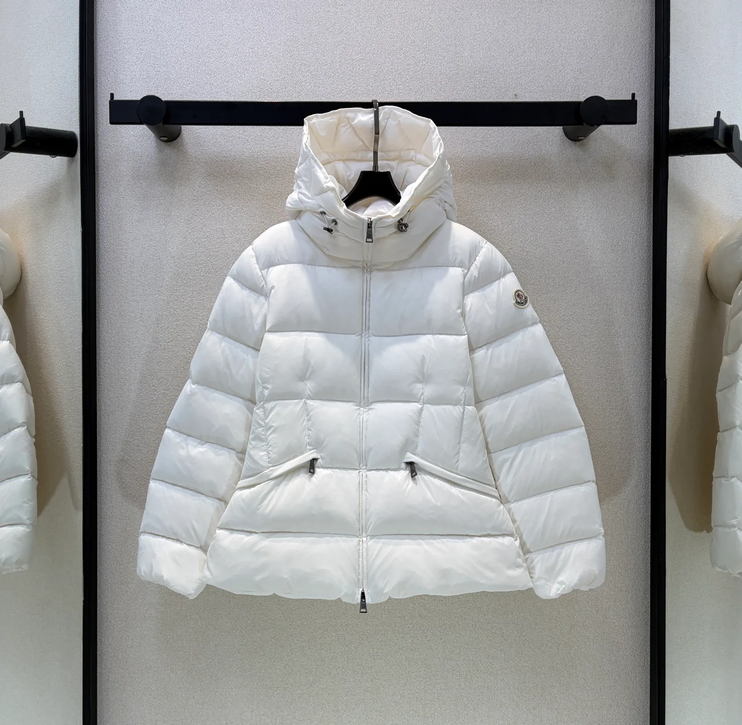 Куртки И Пуховики Женские Moncler 19335006