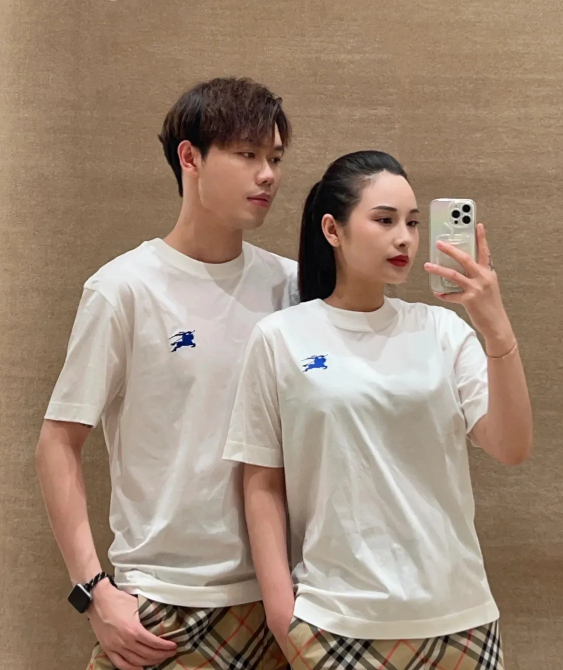 Футболки Женские Burberry 11413243