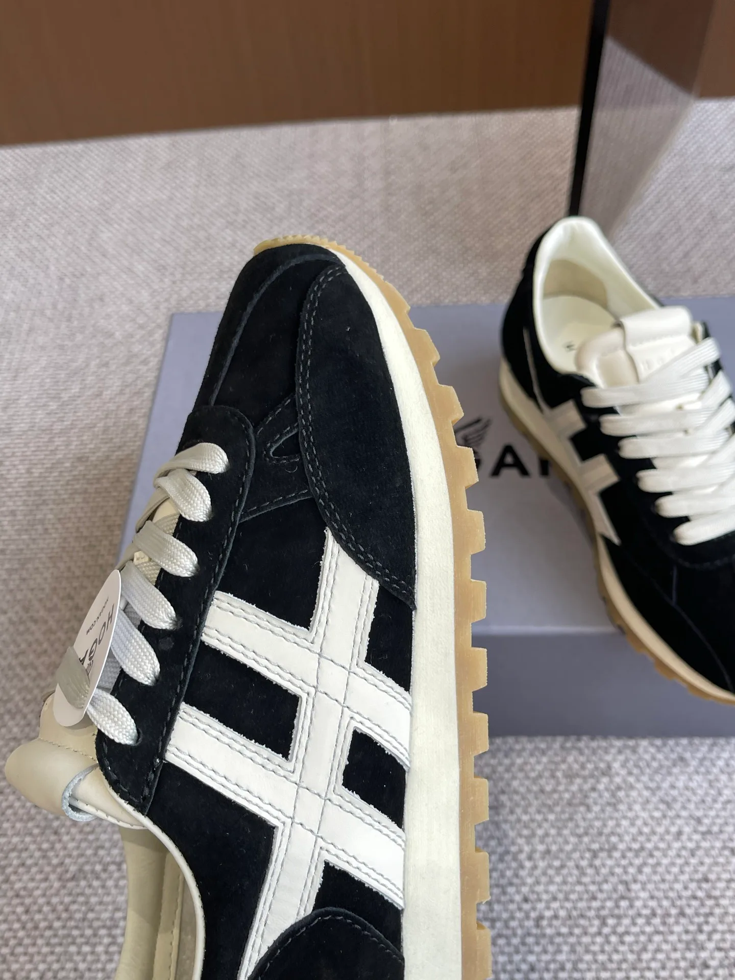 Кроссовки Женские Hogan 21526