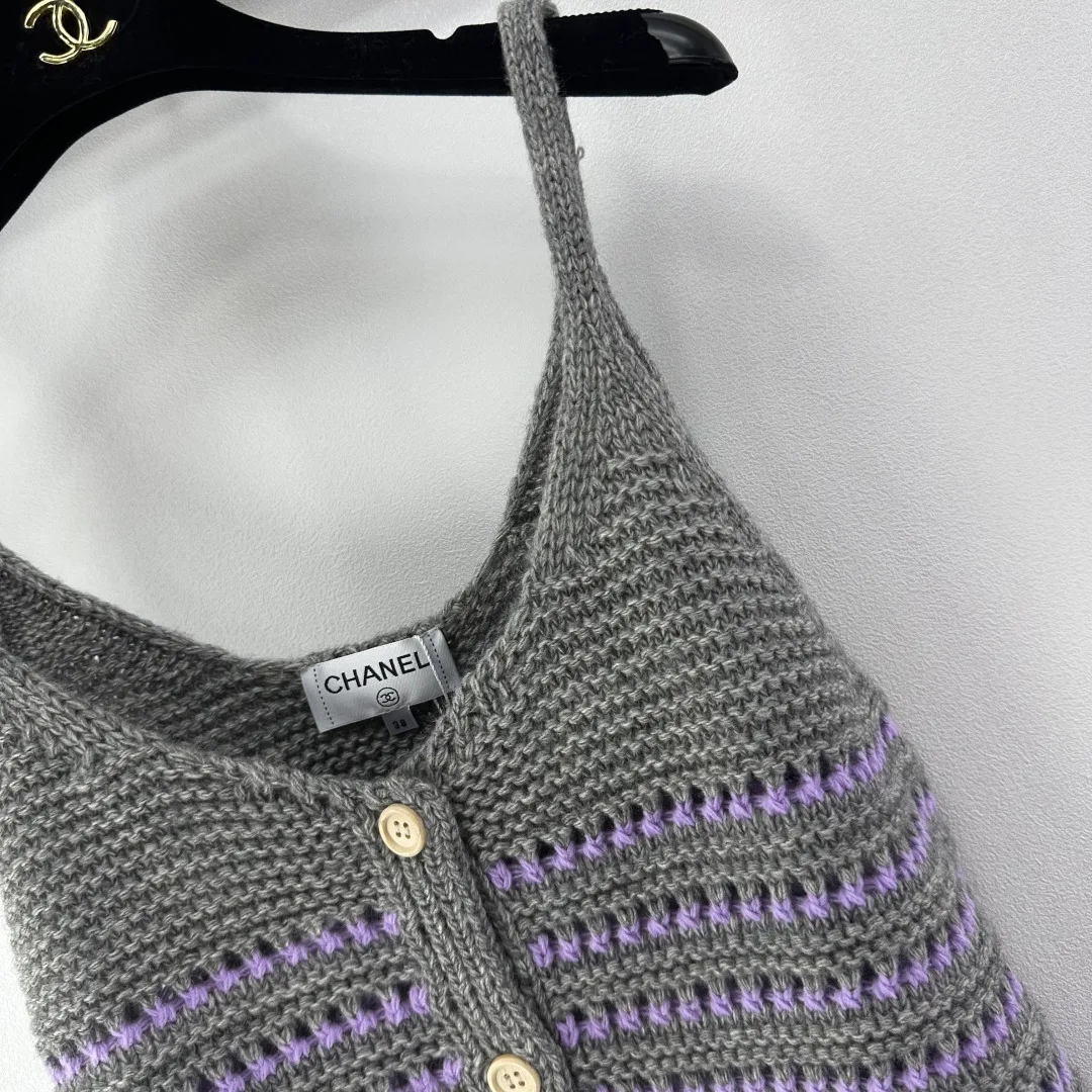 Жилеты Женские Chanel 11455136