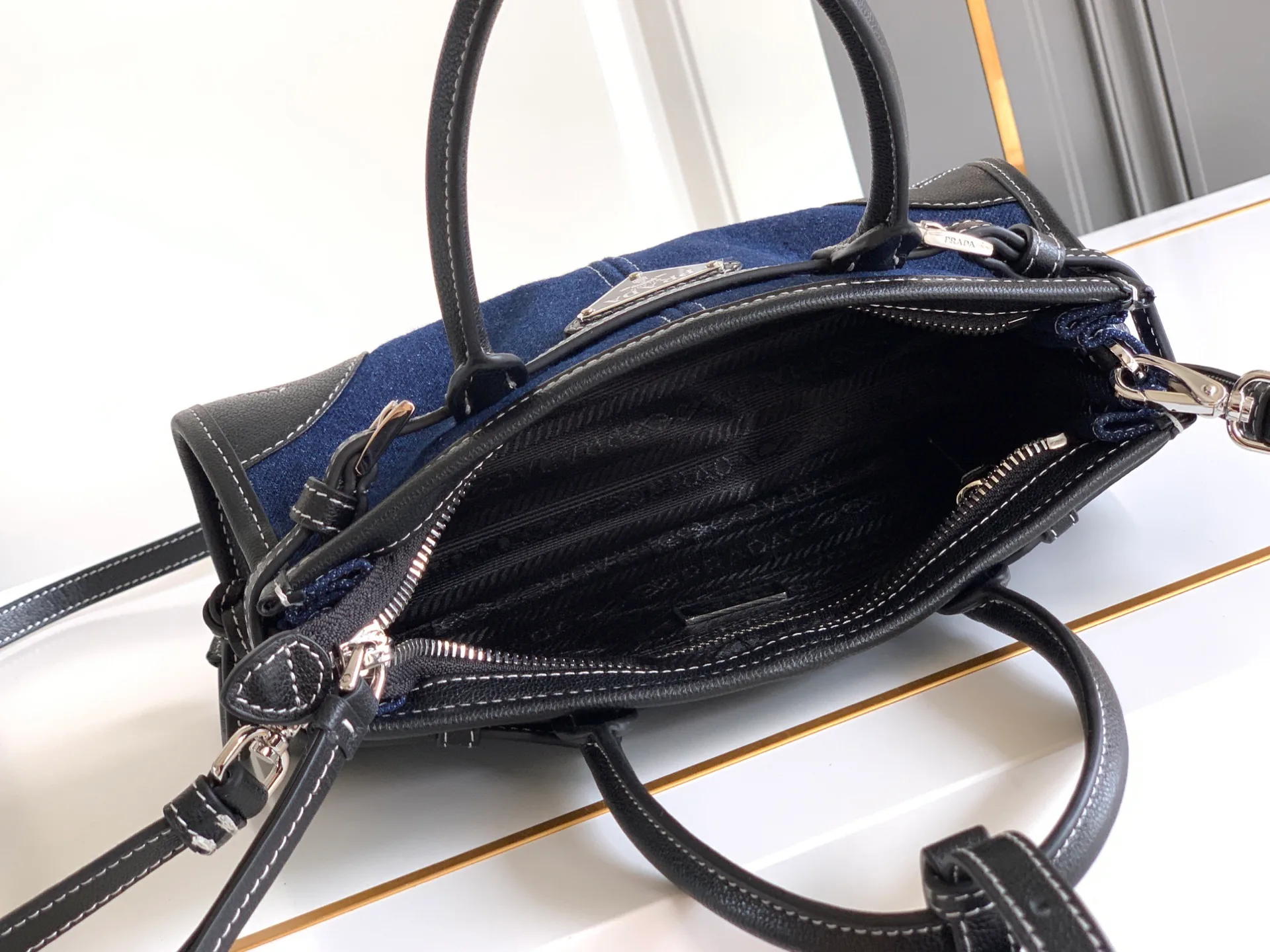 Сумки На Ремне Женские Prada 188912