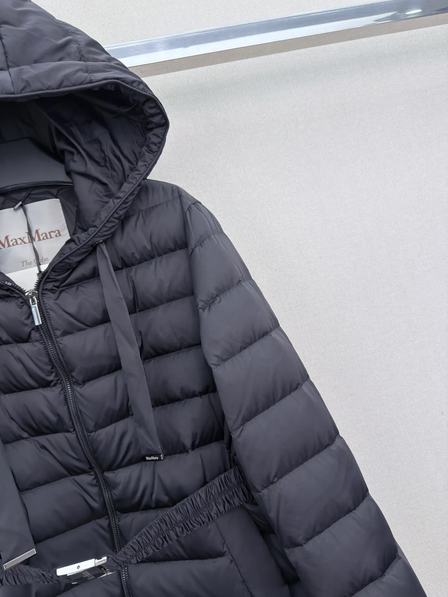 Куртки И Пуховики Женские Max Mara 18043046