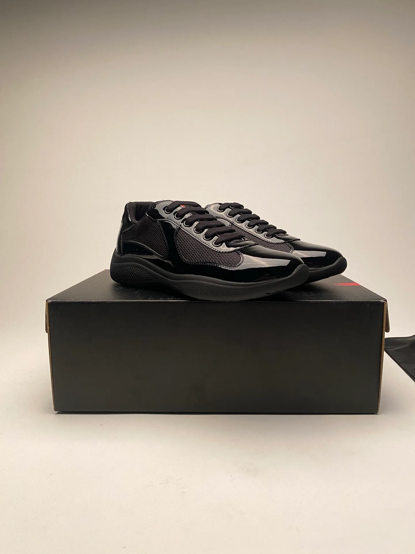 Кроссовки Мужские Prada 931160