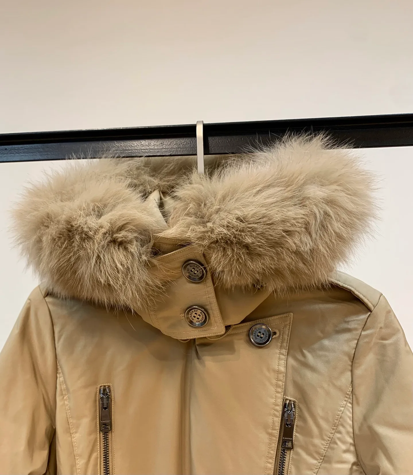 Куртки И Пуховики Женские Burberry 17965231