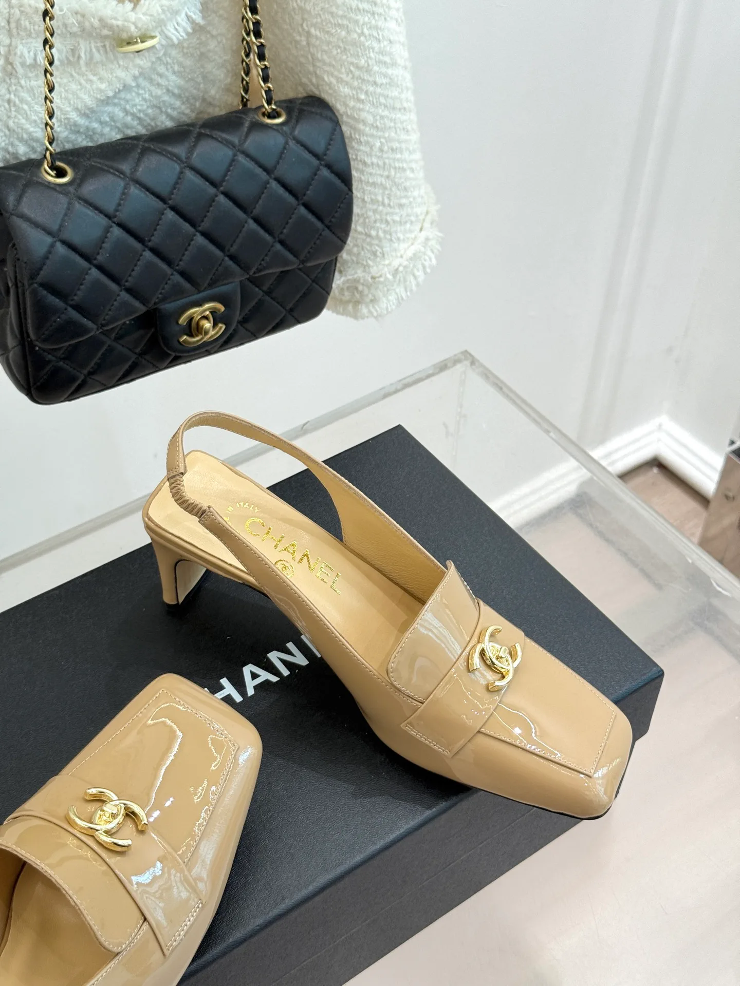 Босоножки Женские Chanel 17699631