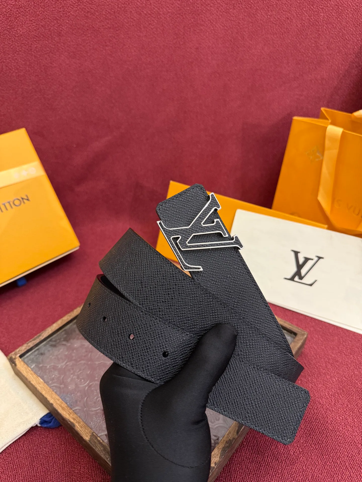 Ремни Louis Vuitton 5070261