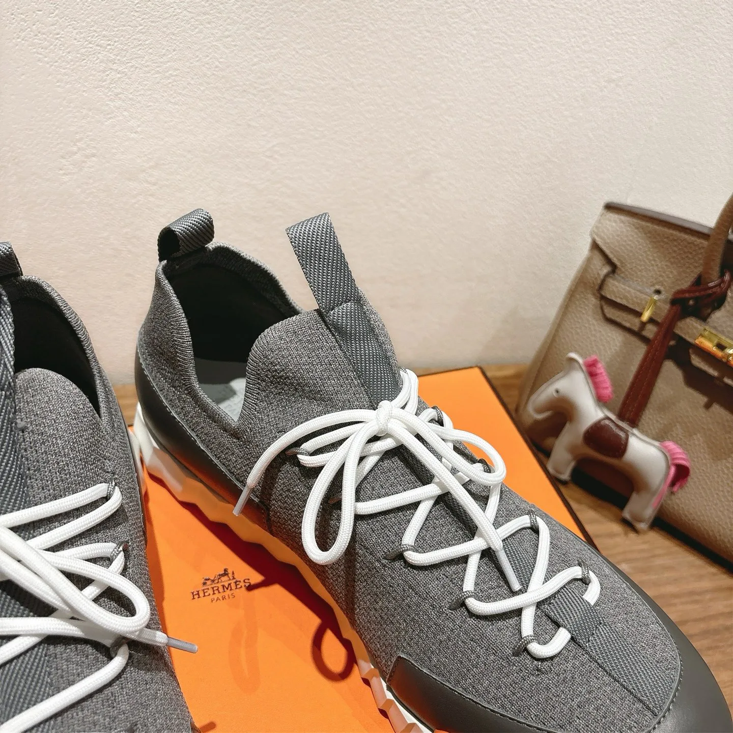 Кроссовки Женские Hermes 10031752