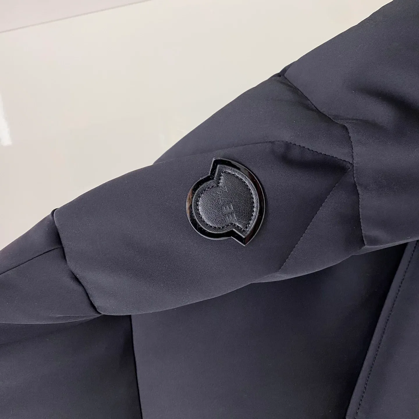 Куртки И Пуховики Мужские Moncler 1129723