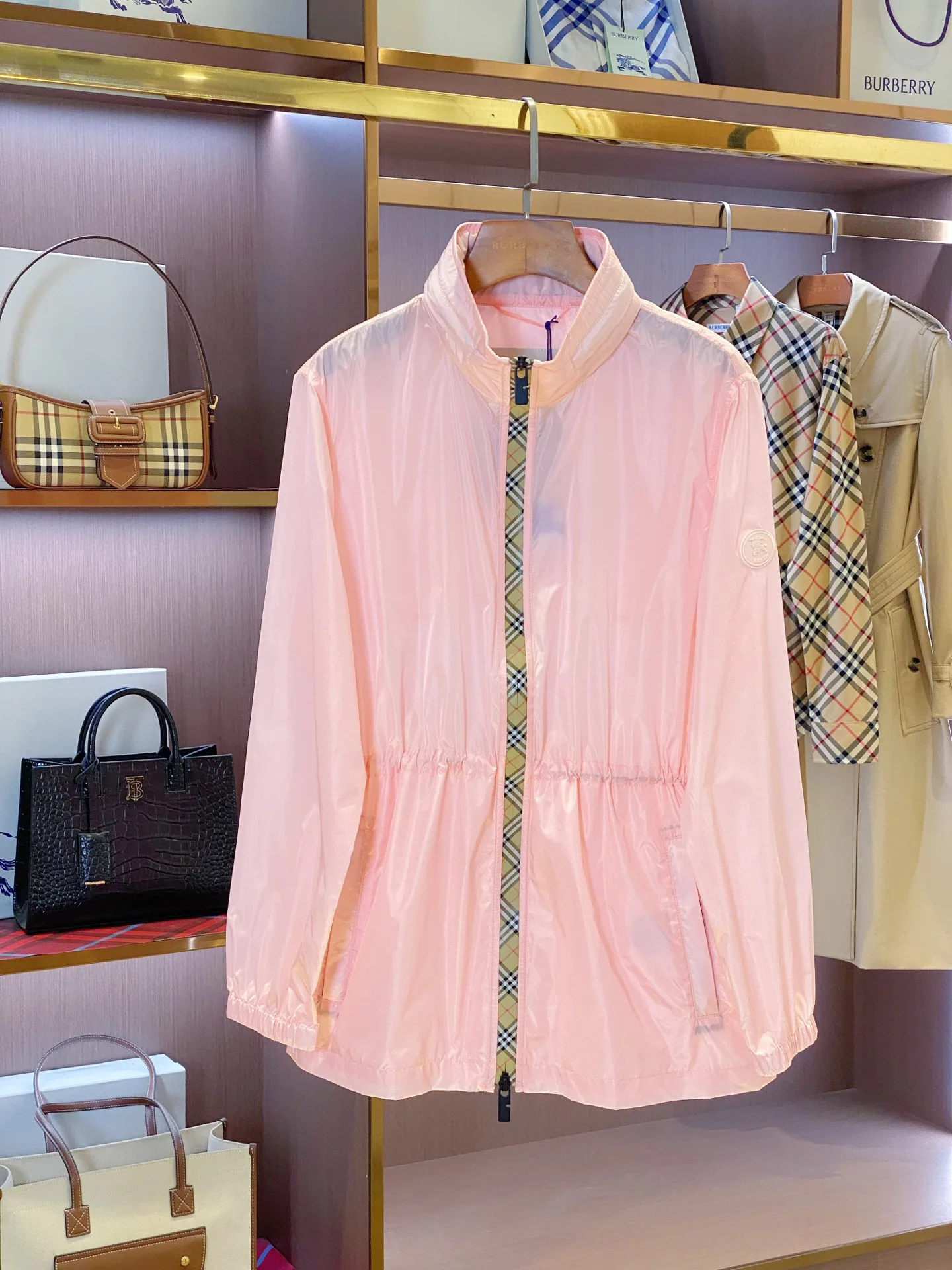 Куртки И Пуховики Женские Burberry 16927091