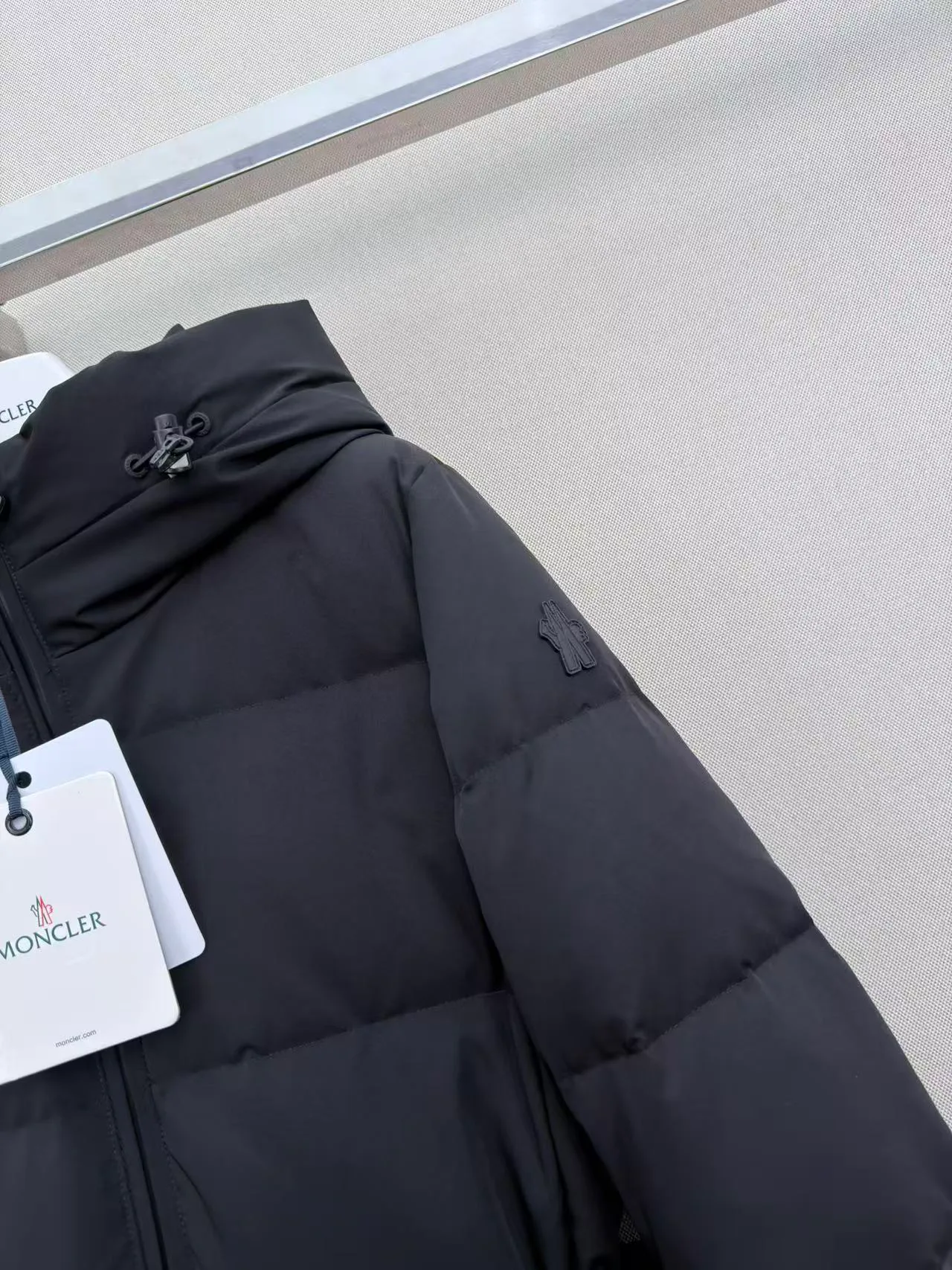 Куртки И Пуховики Женские Moncler 18402391