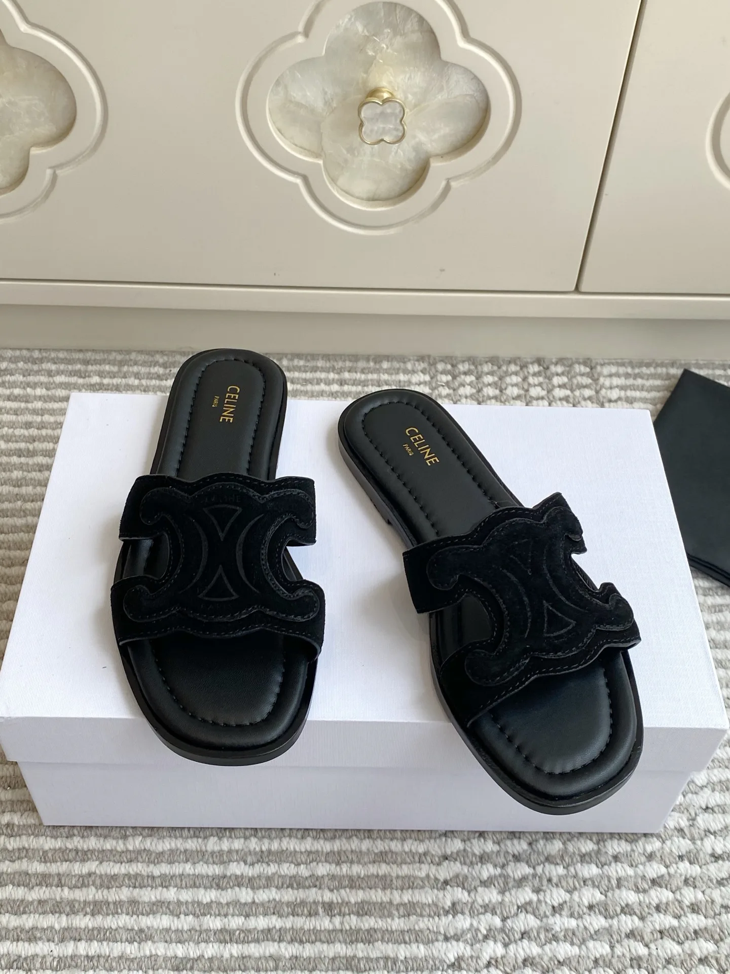 Шлепанцы Женские Celine 17572140