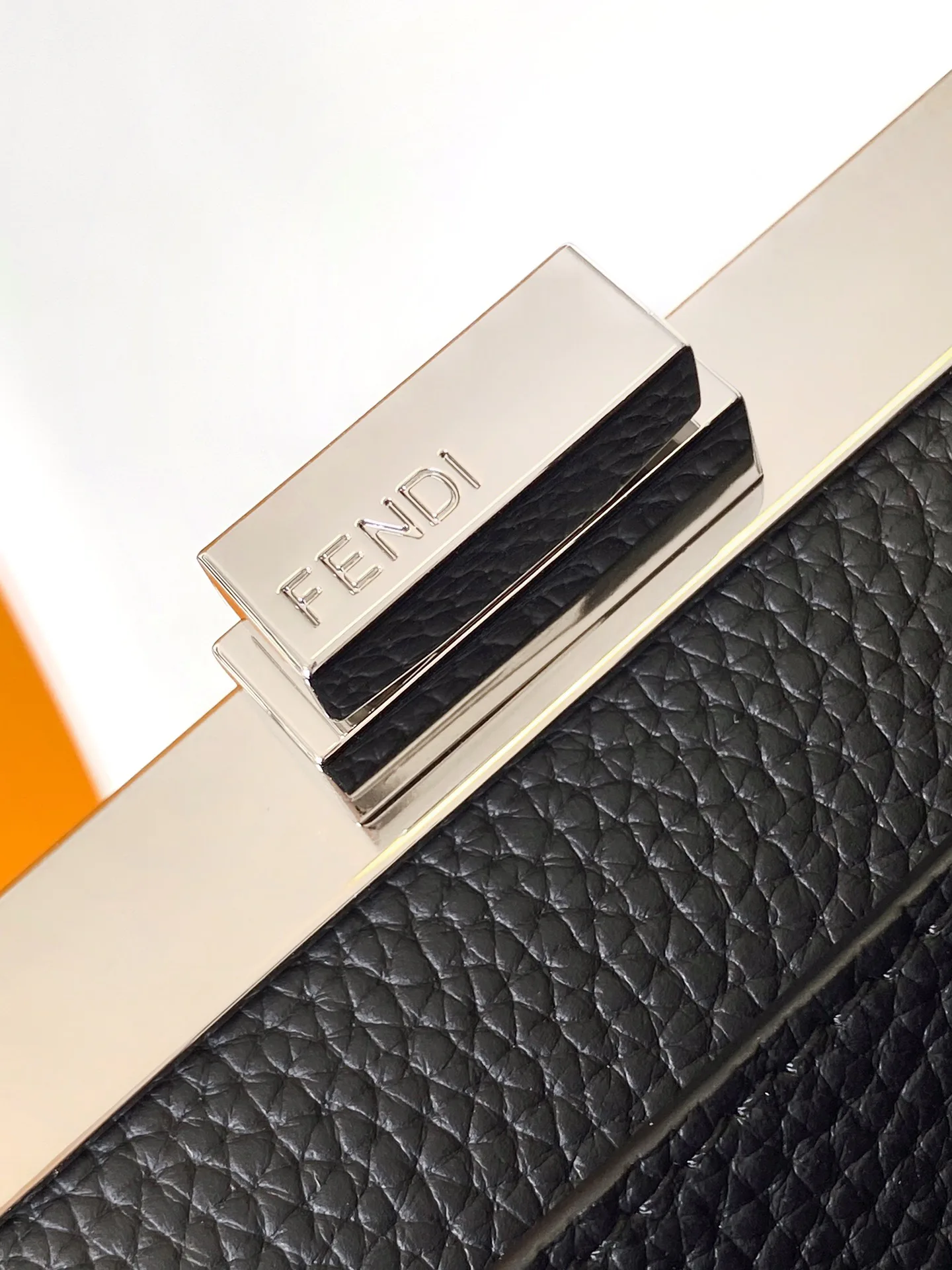 Классические Сумки Женские Fendi 11671438
