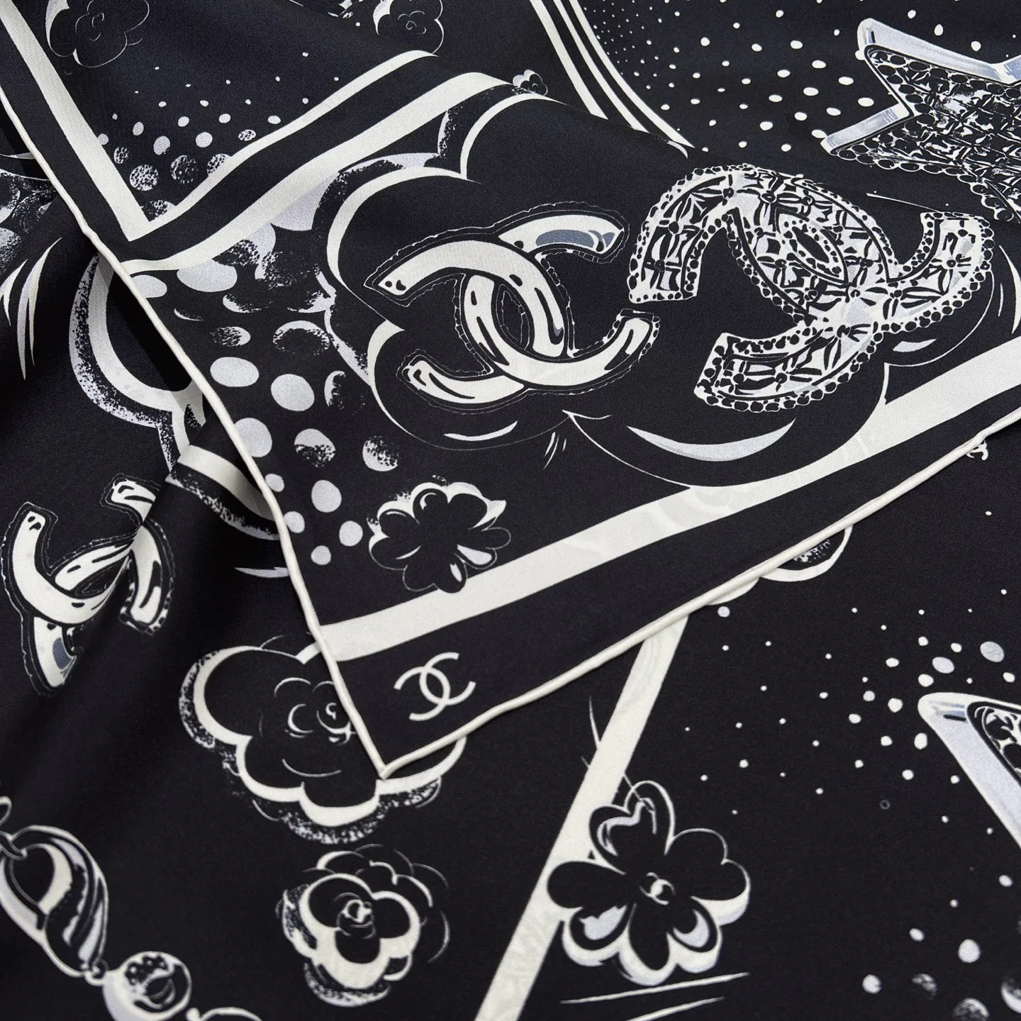 Платки Chanel 11662681