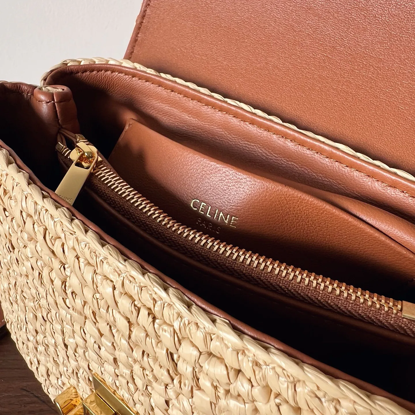 Классические Сумки Женские Celine 11532934