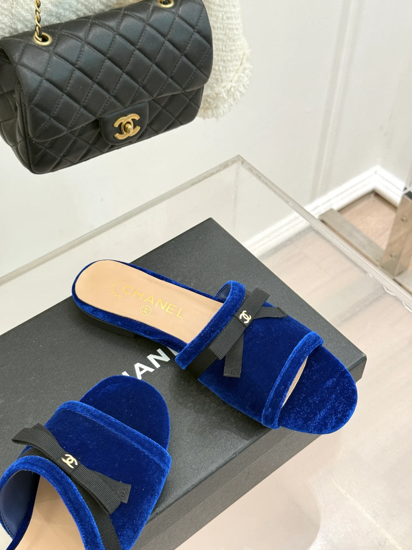 Шлепанцы Женские Chanel 13269274